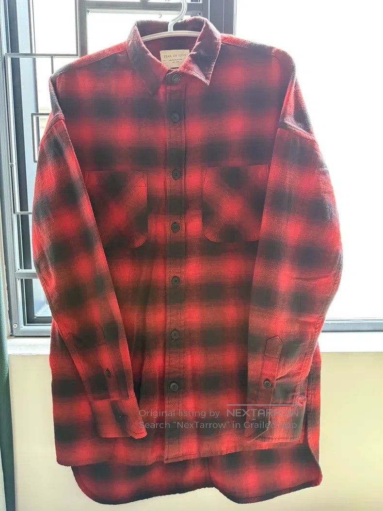 Fear of God Fear of God Render the red shirt Size US S / EU 44-46 / 1 - 1 Thumbnail