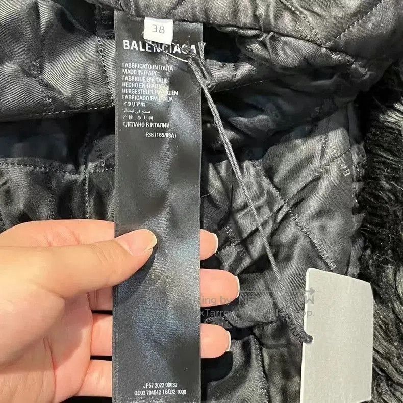 Balenciaga Balenciaga Black Fur Collared Coat. Size US S / EU 44-46 / 1 - 5 Thumbnail