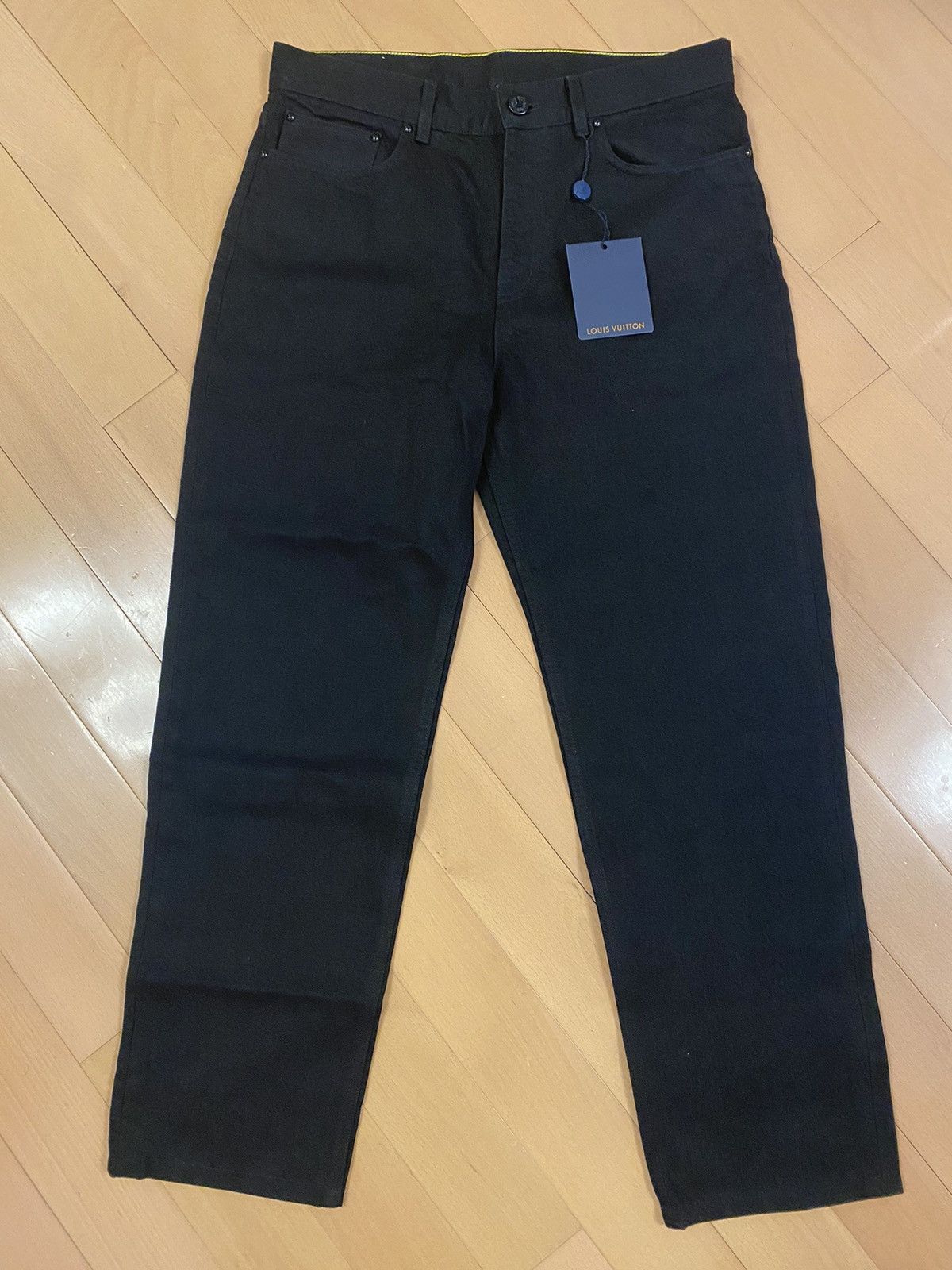 Louis Vuitton Louis Vuitton black regular denim jeans 31 Size US 31 - 2 Thumbnail