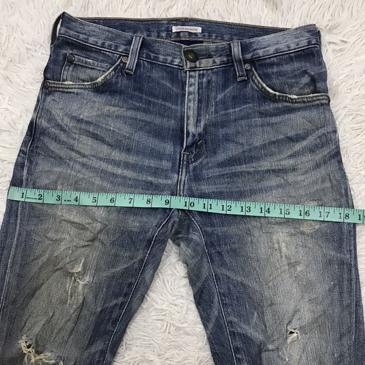 Levi's Vintage Clothing Vintage Levis Lot 613 Skinny Leg Distressed Denim Jeans Size US 29 - 16 Thumbnail