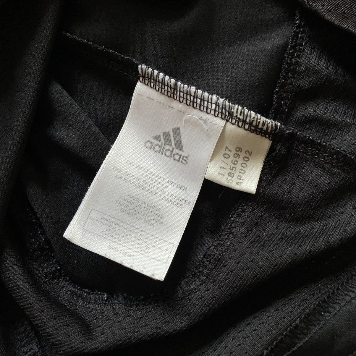 Other Adidas Liverpool 2007 Black Red White Football Tee Jersey Size US S / EU 44-46 / 1 - 7 Thumbnail