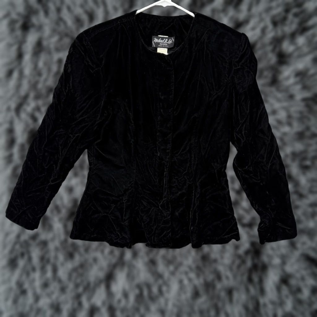 Velvet VINTAGE Michael B. Ltd Blazer Women 10 Black Velvet Button Collarless Short Petite 80s 90s Formal Party/Cocktail Womens Size L / US 10 / IT 46 - 1 Thumbnail