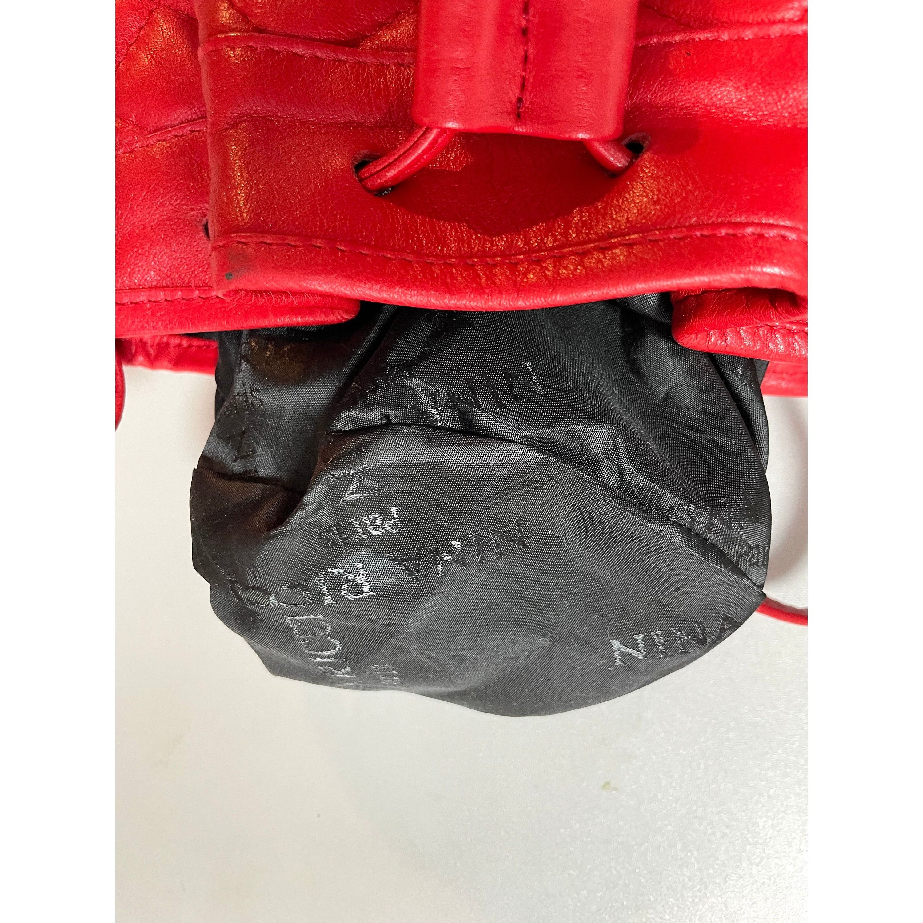 Nina Ricci Vintage Nina Ricci red quilted leather mini hobo bucket bag Size ONE SIZE - 7 Thumbnail