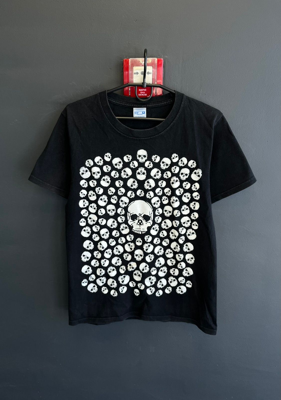 Pre-owned Vintage Y2k Japanese Skulls Overprinted T-shirt (supreme) In Black