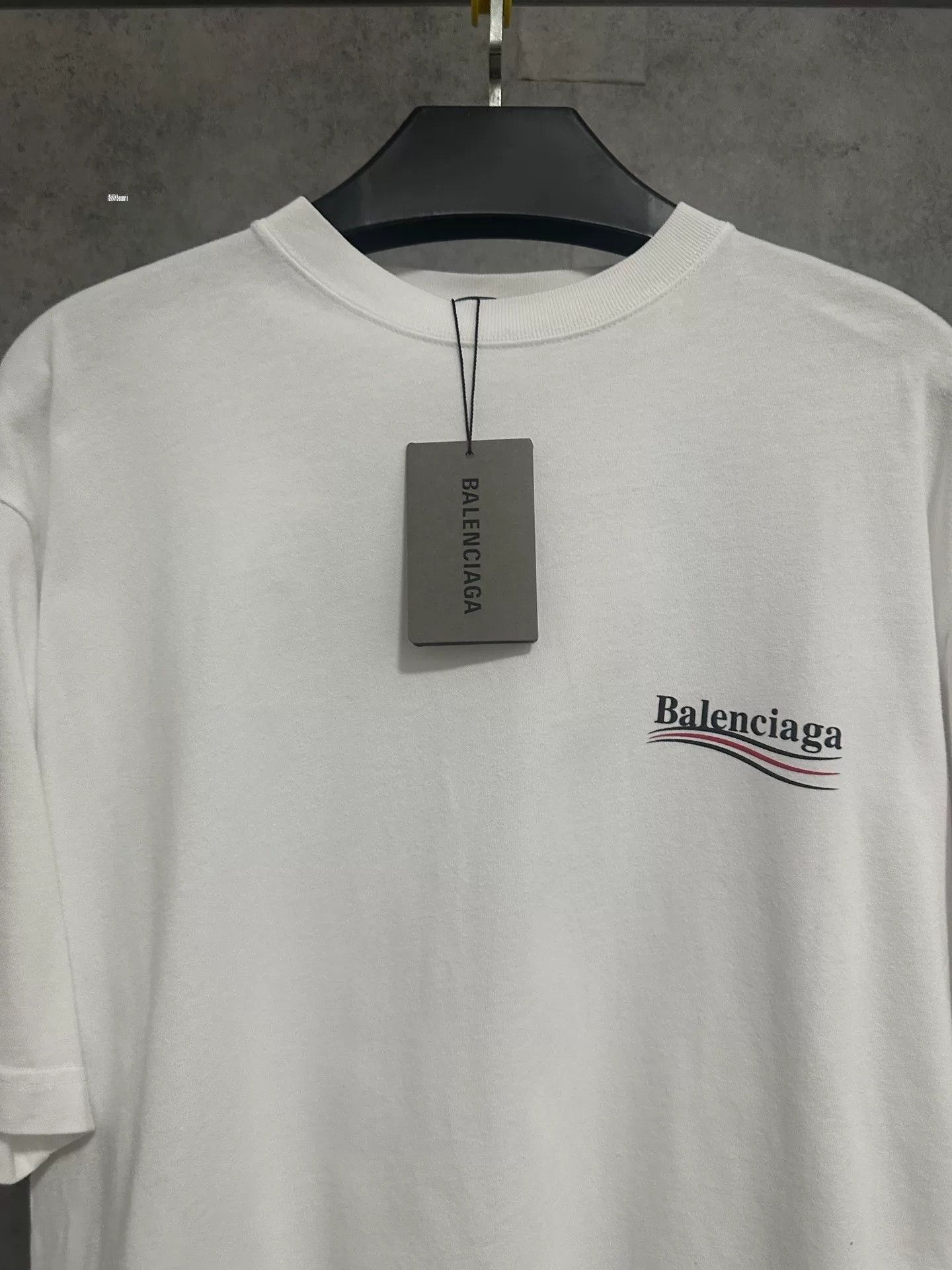 Balenciaga Balenciaga Short-Sleeve T-Shirt Coke Wave Logo Size US XS / EU 42 / 0 - 2 Thumbnail
