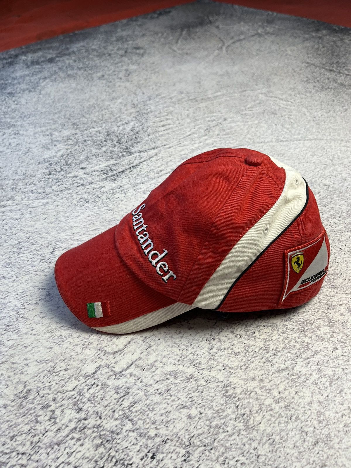 Ferrari Vintage Puma Scuderia Ferrari Santander Cap Y2K Size ONE SIZE - 2 Thumbnail