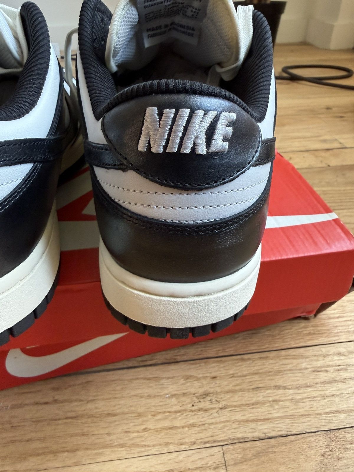 Nike Nike Dunk Low Premium (Womens) Size US 11 / EU 44 - 8 Thumbnail