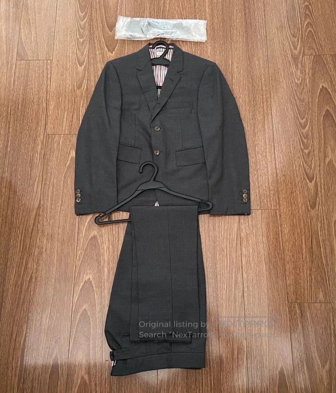 Thom Browne thom browne super 120s two. Size US XXS / EU 40 - 1 Thumbnail