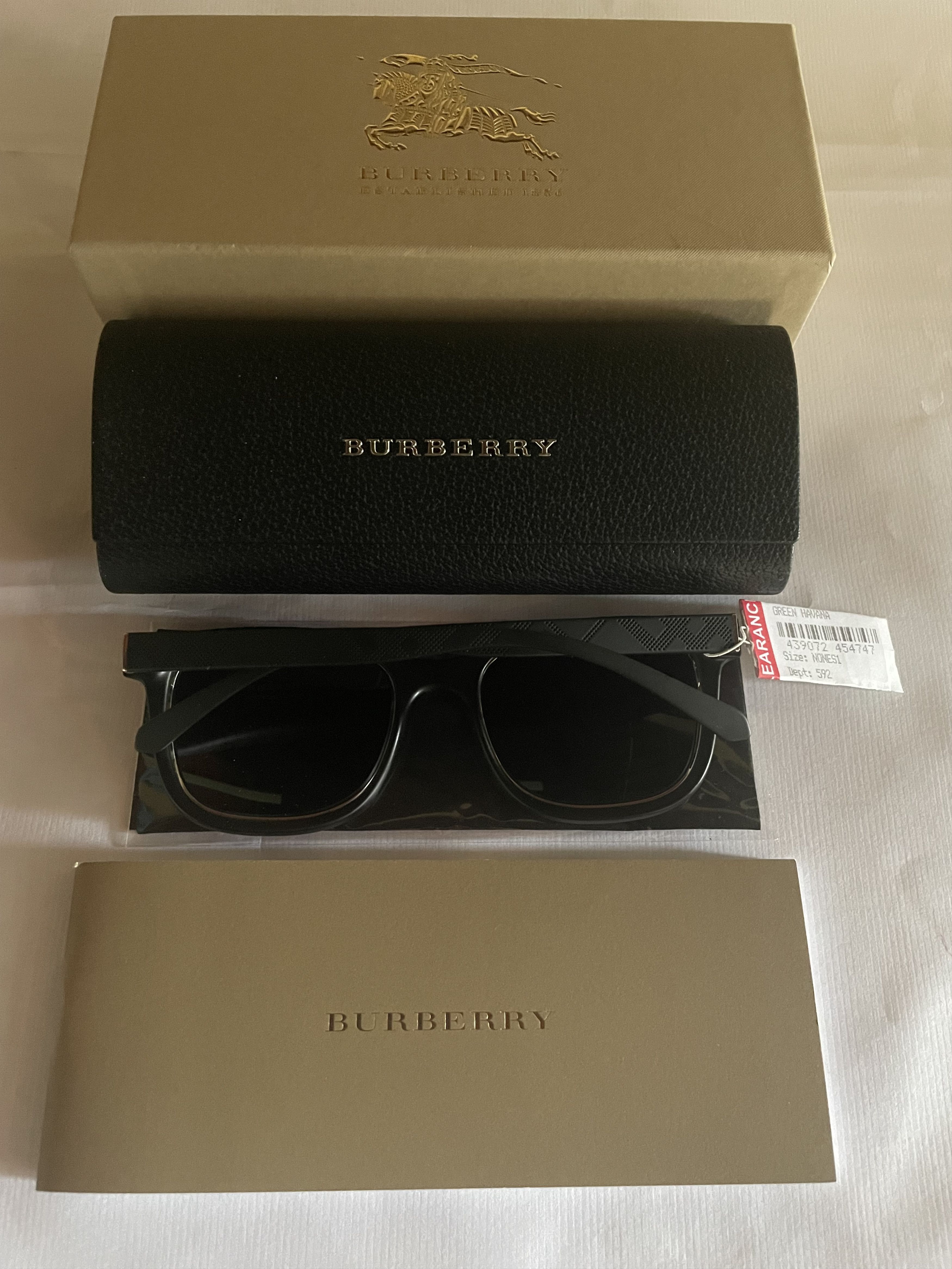 Burberry Burberry BE 4256 3693/87 Square Unisex Sunglasses Size ONE SIZE - 9 Thumbnail