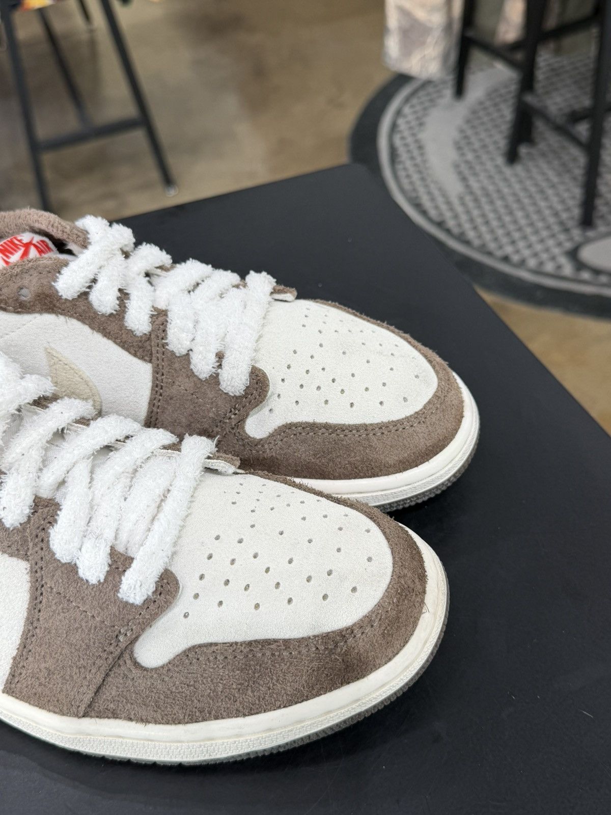 Jordan Brand Jordan 1 Low Year of the Rabbit Size 8.5 (2023) Size US 8.5 / EU 41-42 - 8 Thumbnail
