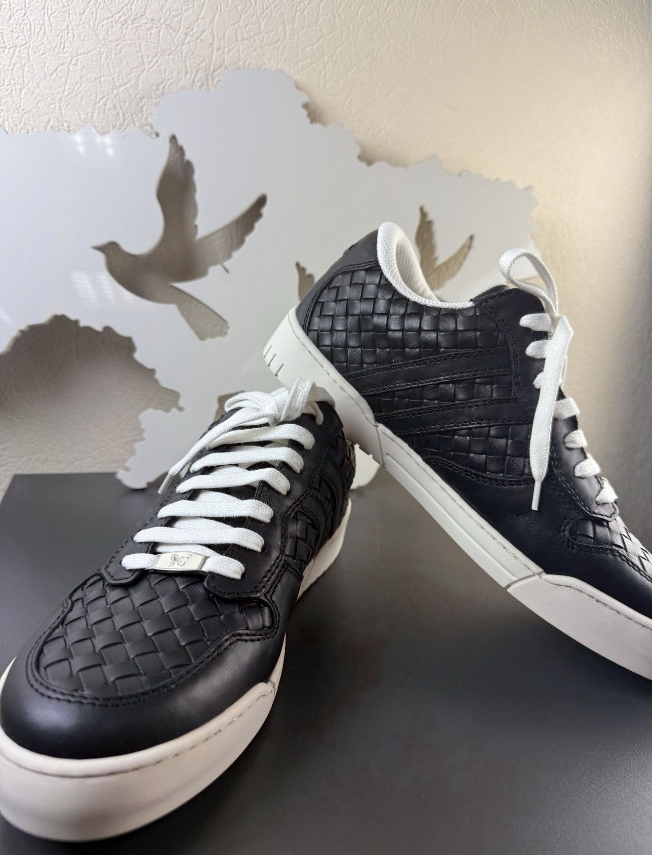 Bottega Veneta NEW* BOTTEGA VENETA Intreciatto Leather Woven Sneakers Black Size US 9 / EU 42 - 3 Thumbnail