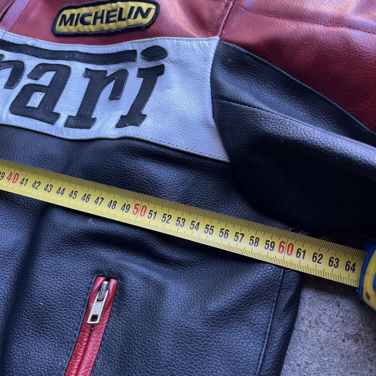 Ferrari × Vintage Ferrari F1 Racing leather Jacket red/black Leather jacket Size US M / EU 48-50 / 2 - 8 Thumbnail