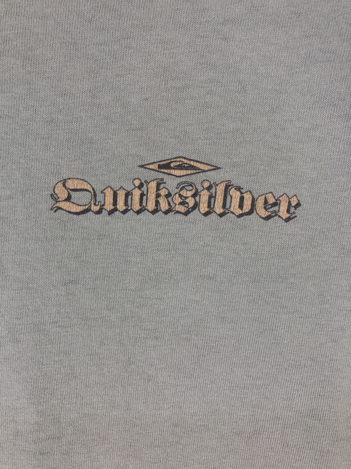 Quiksilver Vintage Quiksilver Big Logo Distressed Tshirt Size US XL / EU 56 / 4 - 7 Thumbnail