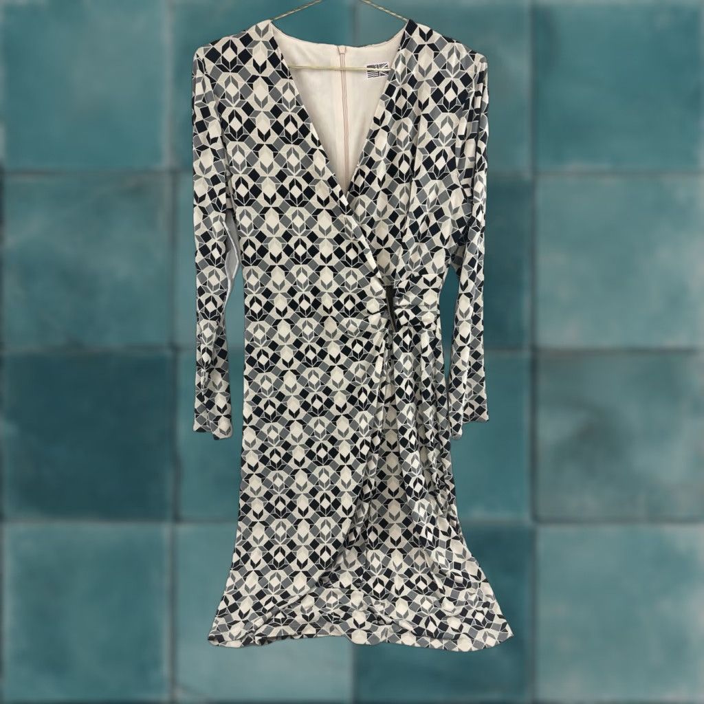 Vintage Interstyle Dress Womens Medium Black Geometric Print V-Neck Shift Dress Size M / US 6-8 / IT 42-44 - 1 Thumbnail