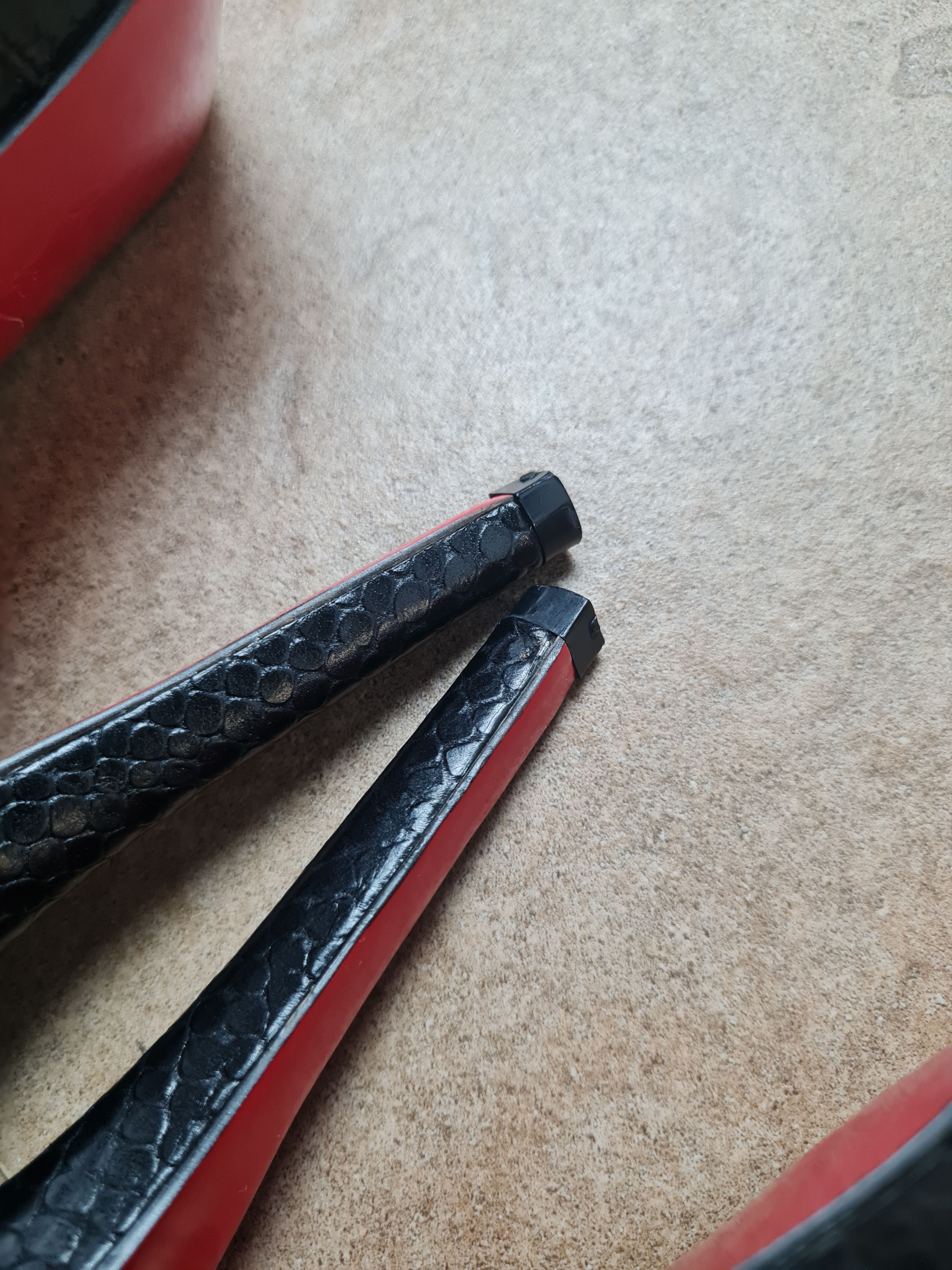 Christian Louboutin Christian Louboutin Yousra Python Black Leather Gently Worn Size US 10 / IT 40 - 18 Thumbnail