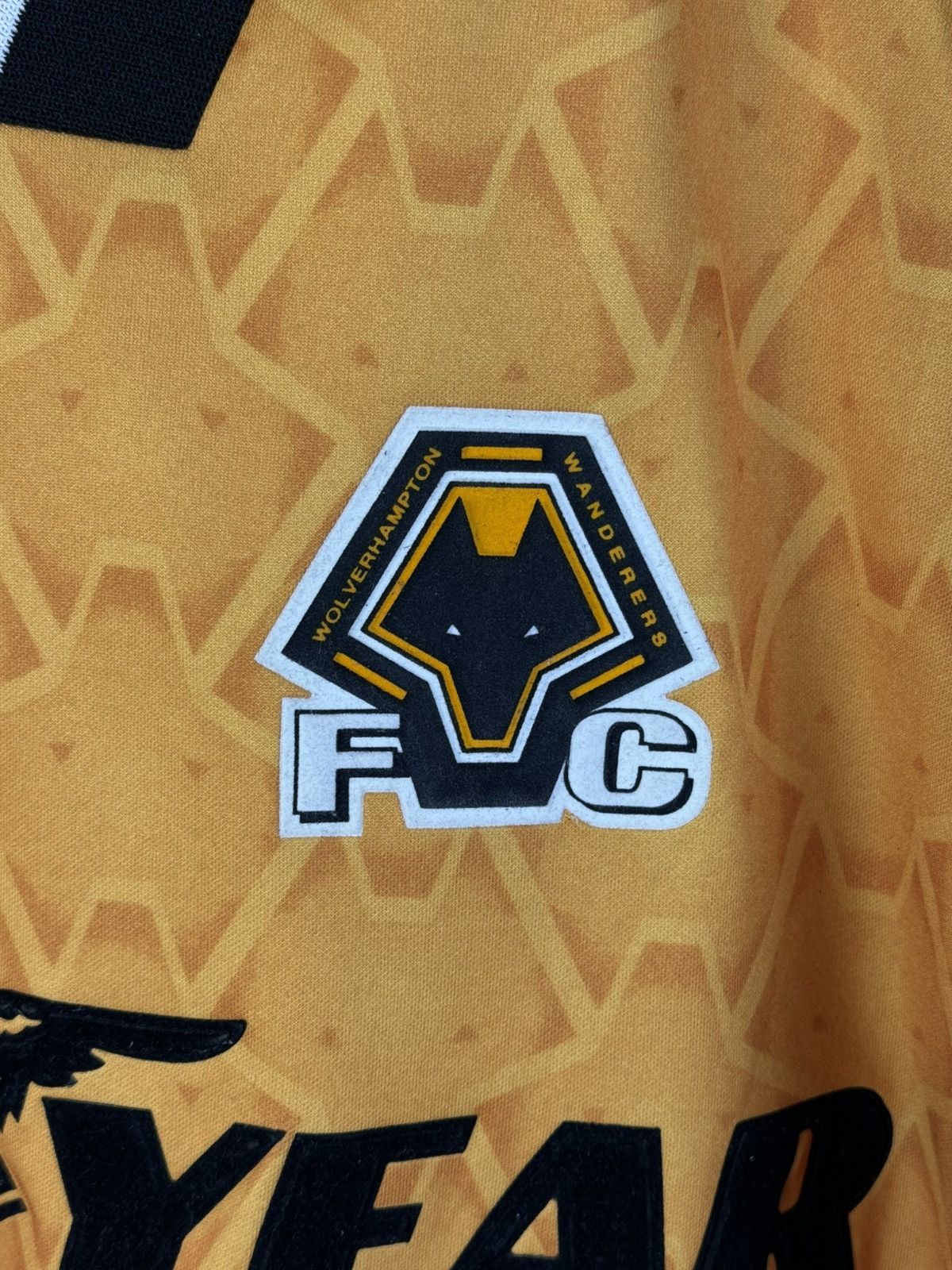 Puma 90s Wolverhampton Wanderers 1996/98 Home Kit Soccer Jersey Size US L / EU 52-54 / 3 - 3 Thumbnail