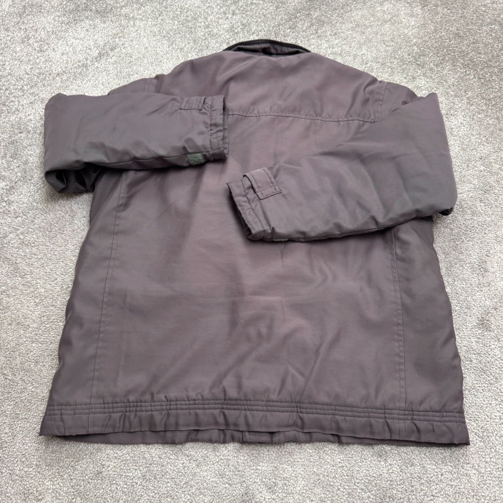 Vintage VINTAGE Bossini Jacket Urban 90's Retro Utility Mens Small Gray Quilted Fleece Zip Size US S / EU 44-46 / 1 - 2 Thumbnail