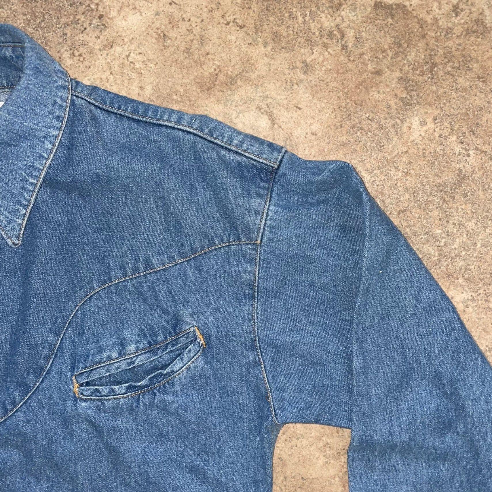 Vintage Schafer Blue Long Sleeve Snap Button Down Made In USA Size Small Shirt Mens S Blue USA Button-Down Cotton Denim Size US S / EU 44-46 / 1 - 2 Thumbnail