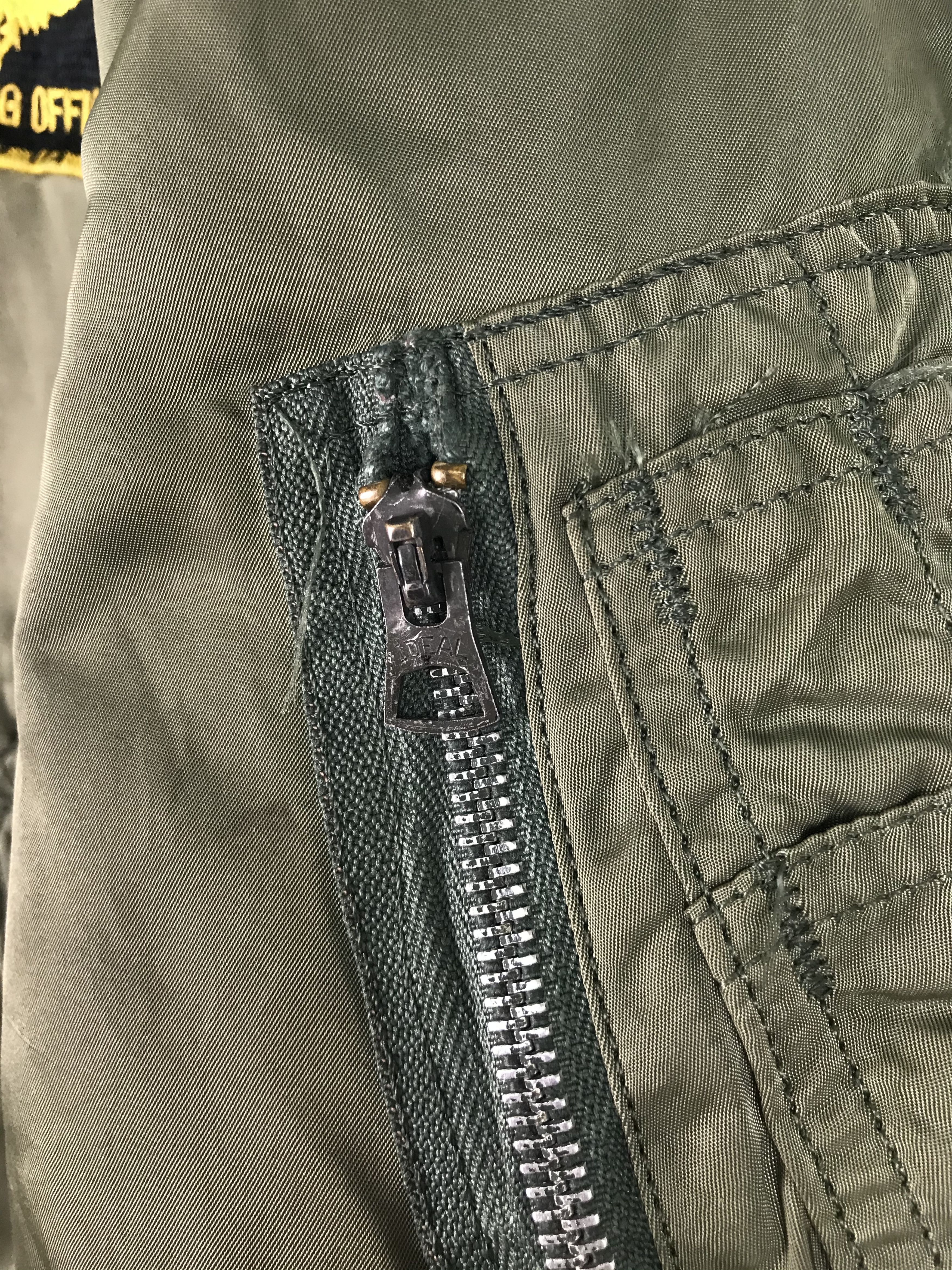 Alpha Industries × Vintage Vintage Alpha Industries Distressed Faded Bomber Jacket Size US M / EU 48-50 / 2 - 8 Thumbnail