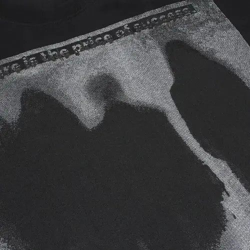 Japanese Brand Streetwear Dark Style Tshirt Size US L / EU 52-54 / 3 - 4 Thumbnail