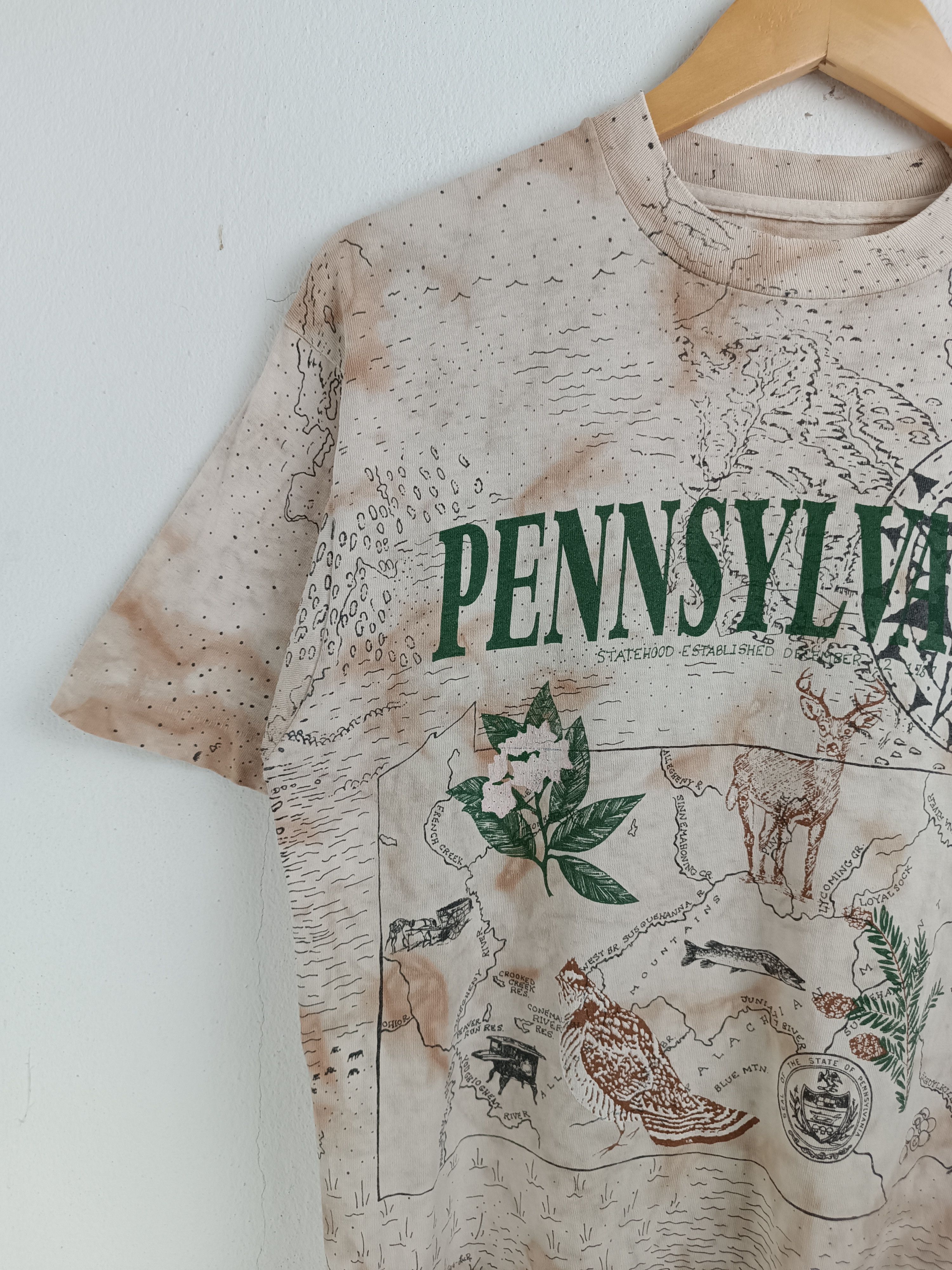 Vintage VINTAGE 90'S PENNSYLVANIA STATE AOP MAP TEE VERY RARE OVP Size US M / EU 48-50 / 2 - 11 Thumbnail