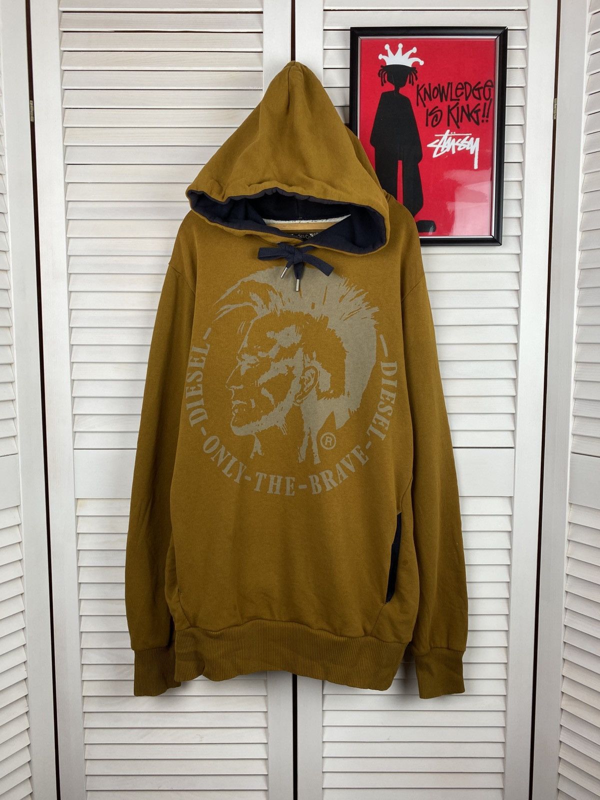 Diesel Vintage 90s Hoodie Diesel Big Logo Graphic Print Casual Size US L / EU 52-54 / 3 - 1 Thumbnail