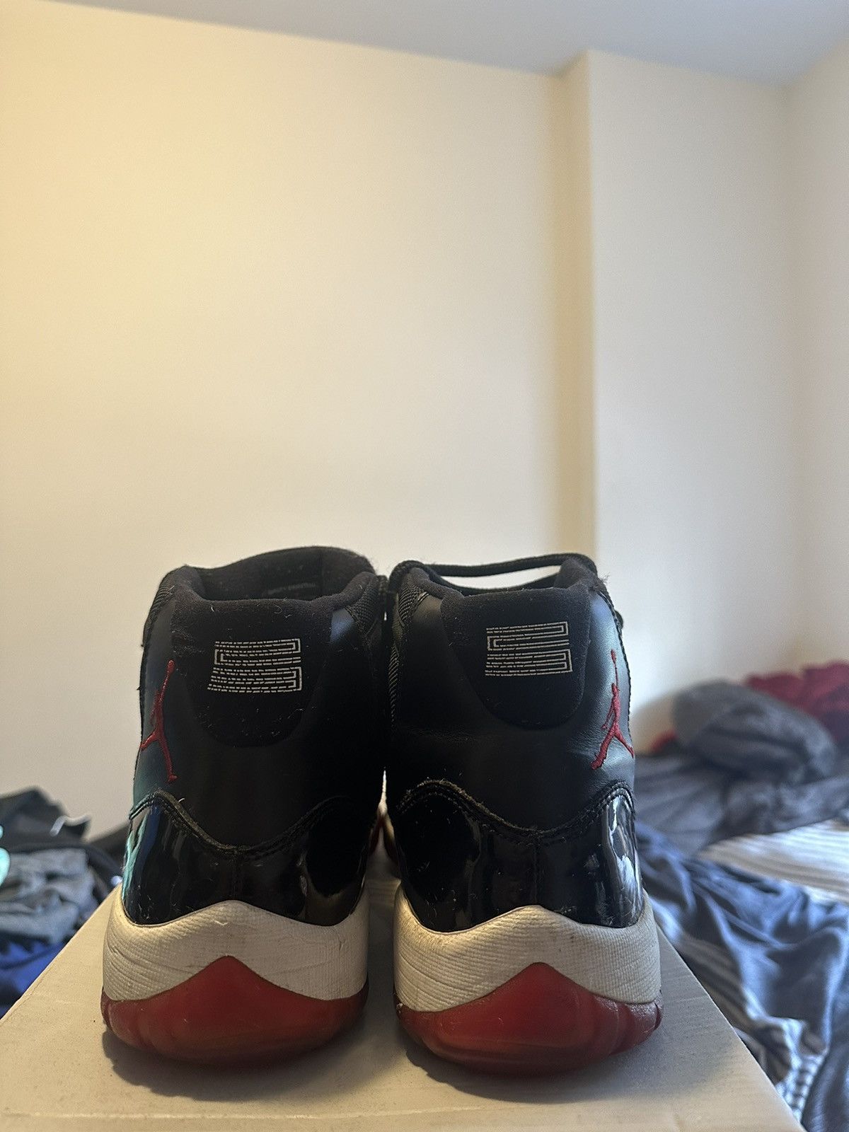 Jordan Brand Jordan Bred 11 Size US 10 / EU 43 - 5 Thumbnail