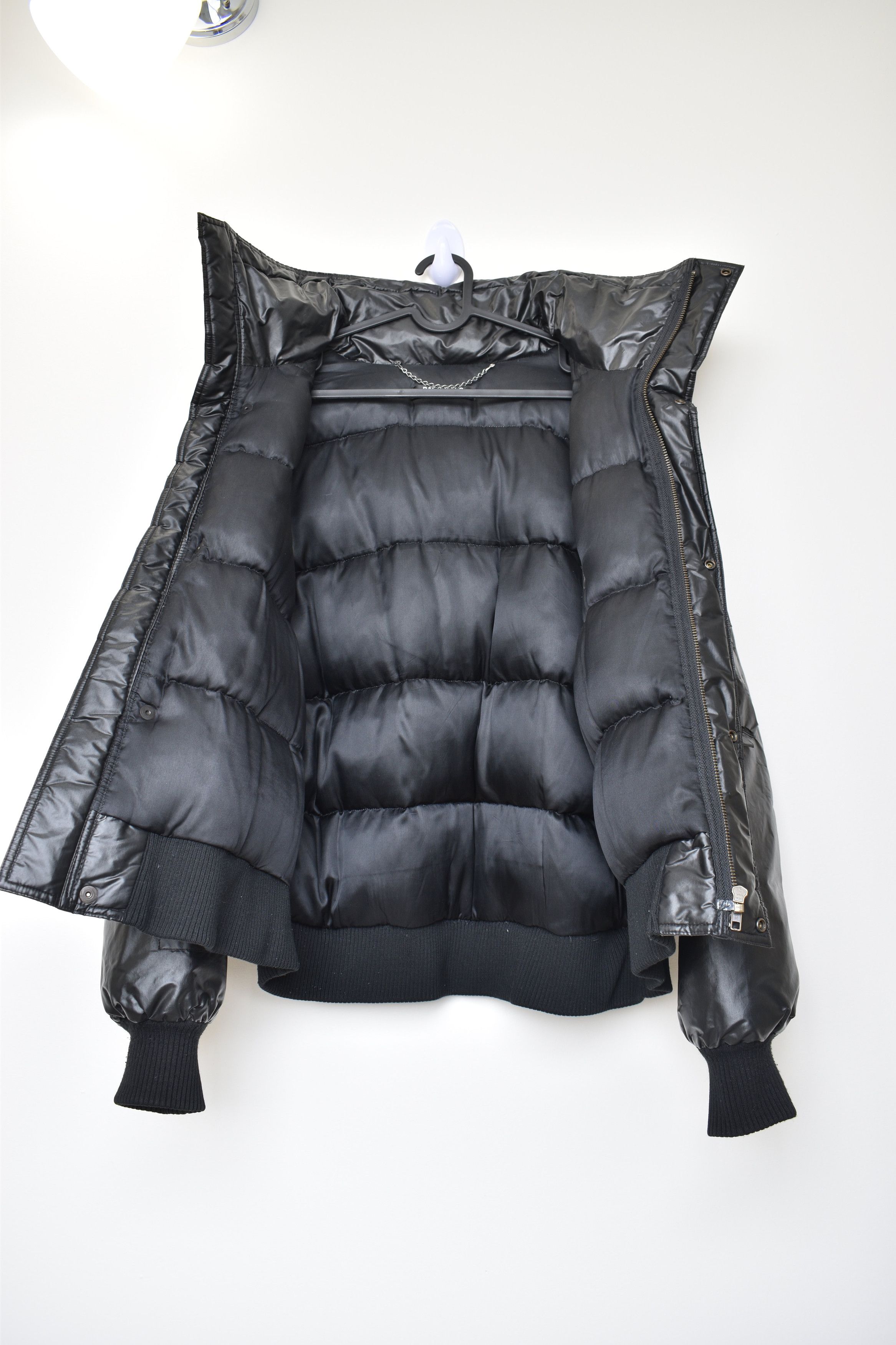 Raf Simons Raf Simons AW05-06 Sample Waxed Waves Puffer Waves Bomber Size US S / EU 44-46 / 1 - 5 Thumbnail