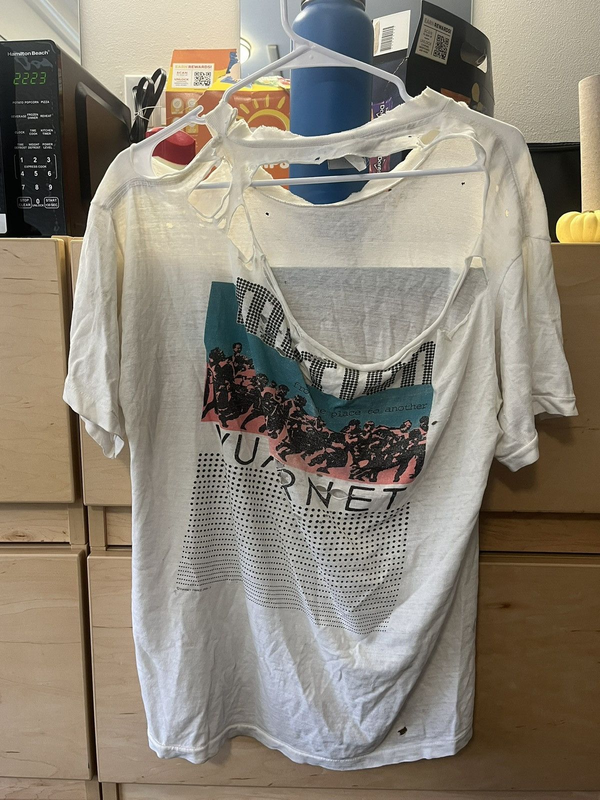 Vuarnet CRAZY THRASHED PAPER THIN VINTAGE 70s MENTON FRANCE T SHIRT Size US L / EU 52-54 / 3 - 2 Thumbnail