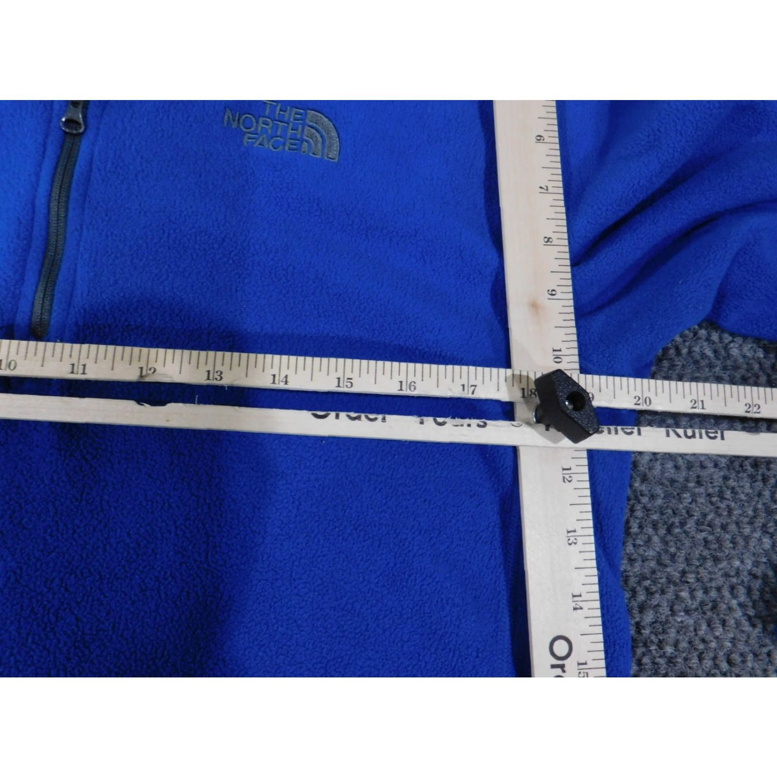 The North Face The North Face Sweatshirt Mens Pullover 1/4 Zip Blue M Fleece Outdoors Logo Regular Outdoors Golf Theme Mens Size US M / EU 48-50 / 2 - 7 Thumbnail