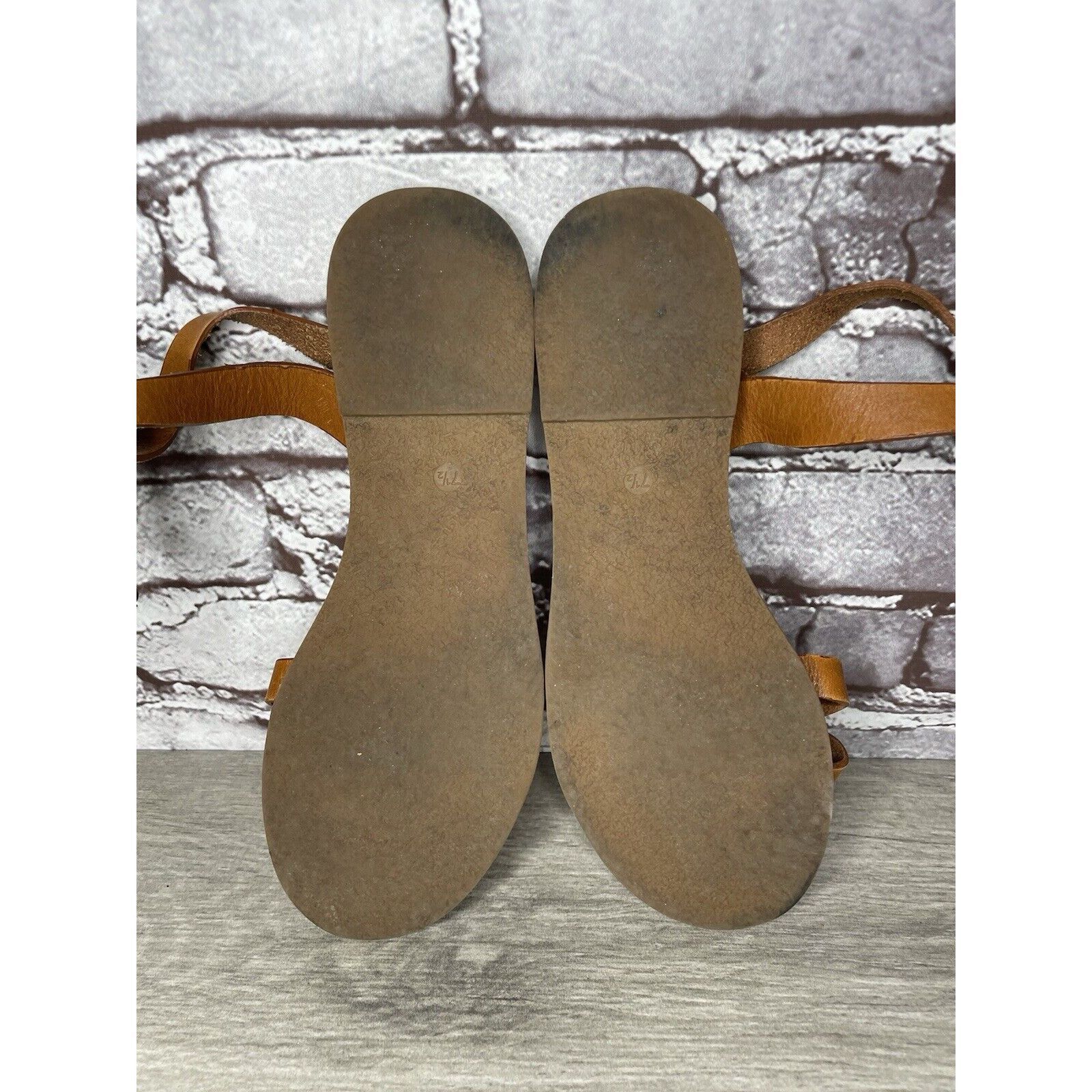 Madewell Madewell Brown Leather Casual Ankle Strap Flat Sandals Women Size US 7.5 / IT 37.5 - 7 Thumbnail