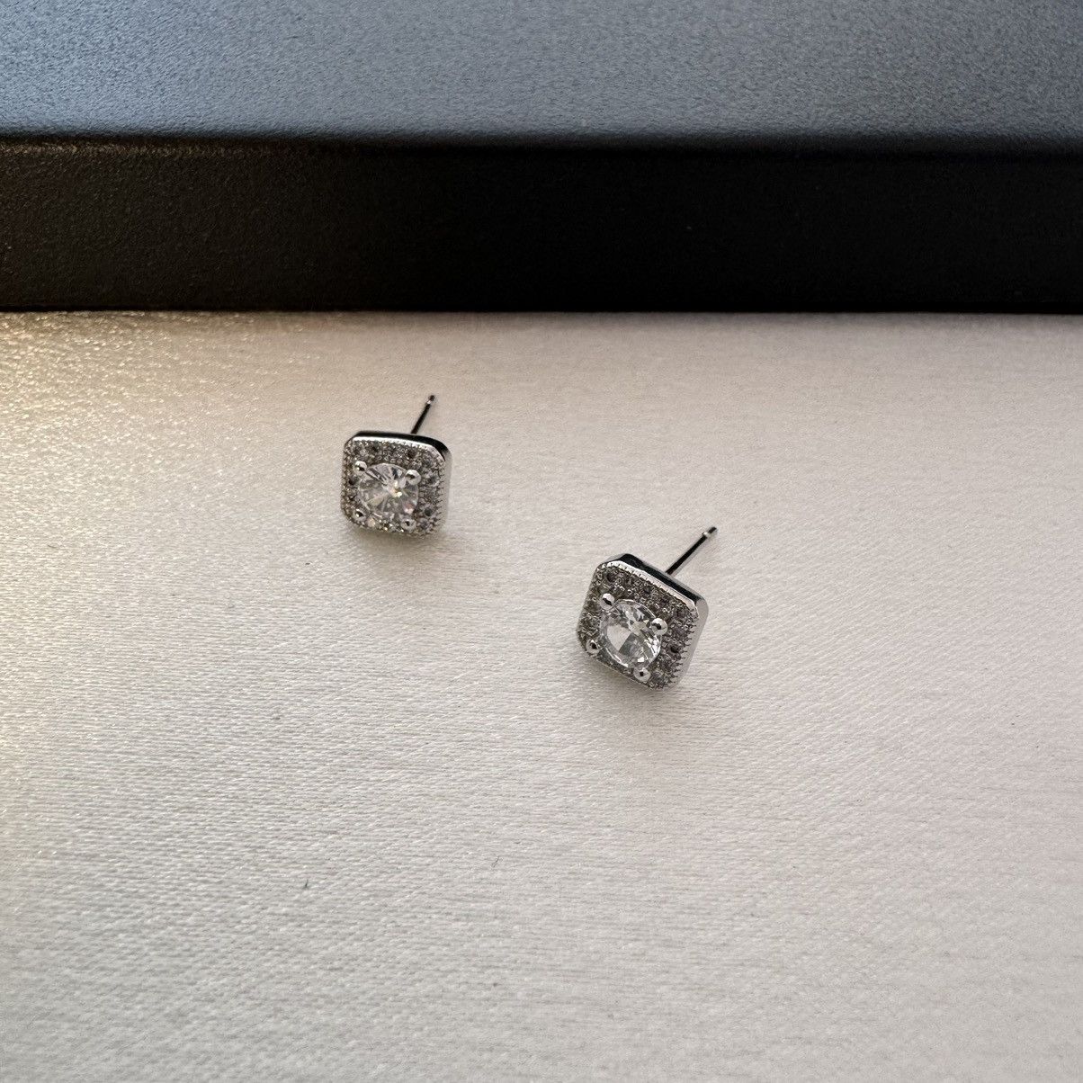 Other 6mm CZ Stud Earrings for Men Women,Hip Hop Unisex Style Size ONE SIZE - 2 Thumbnail