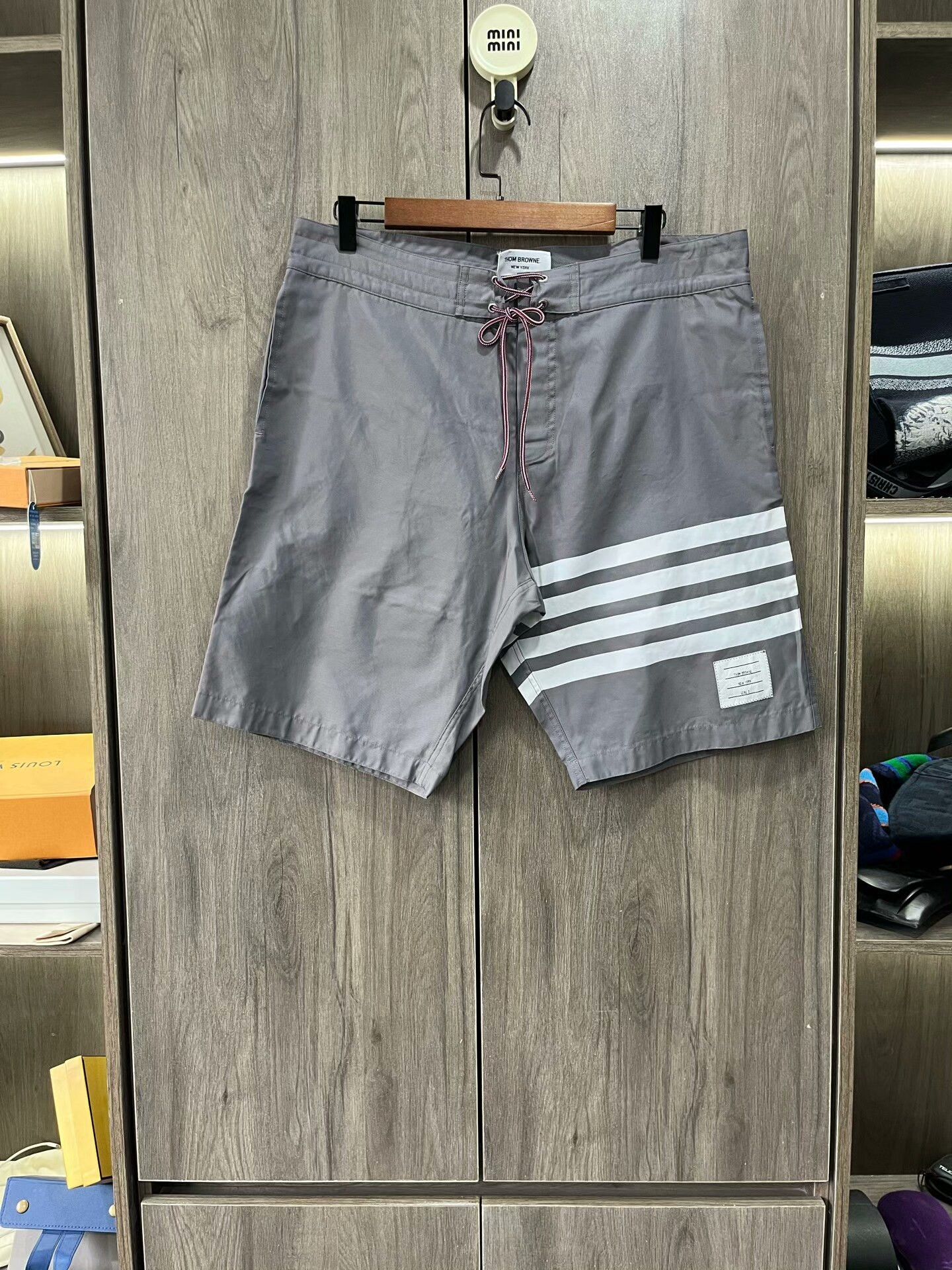 Thom Browne Thom Browne Four Stripe Nylon Shorts Size US 26 / EU 42 - 1 Thumbnail