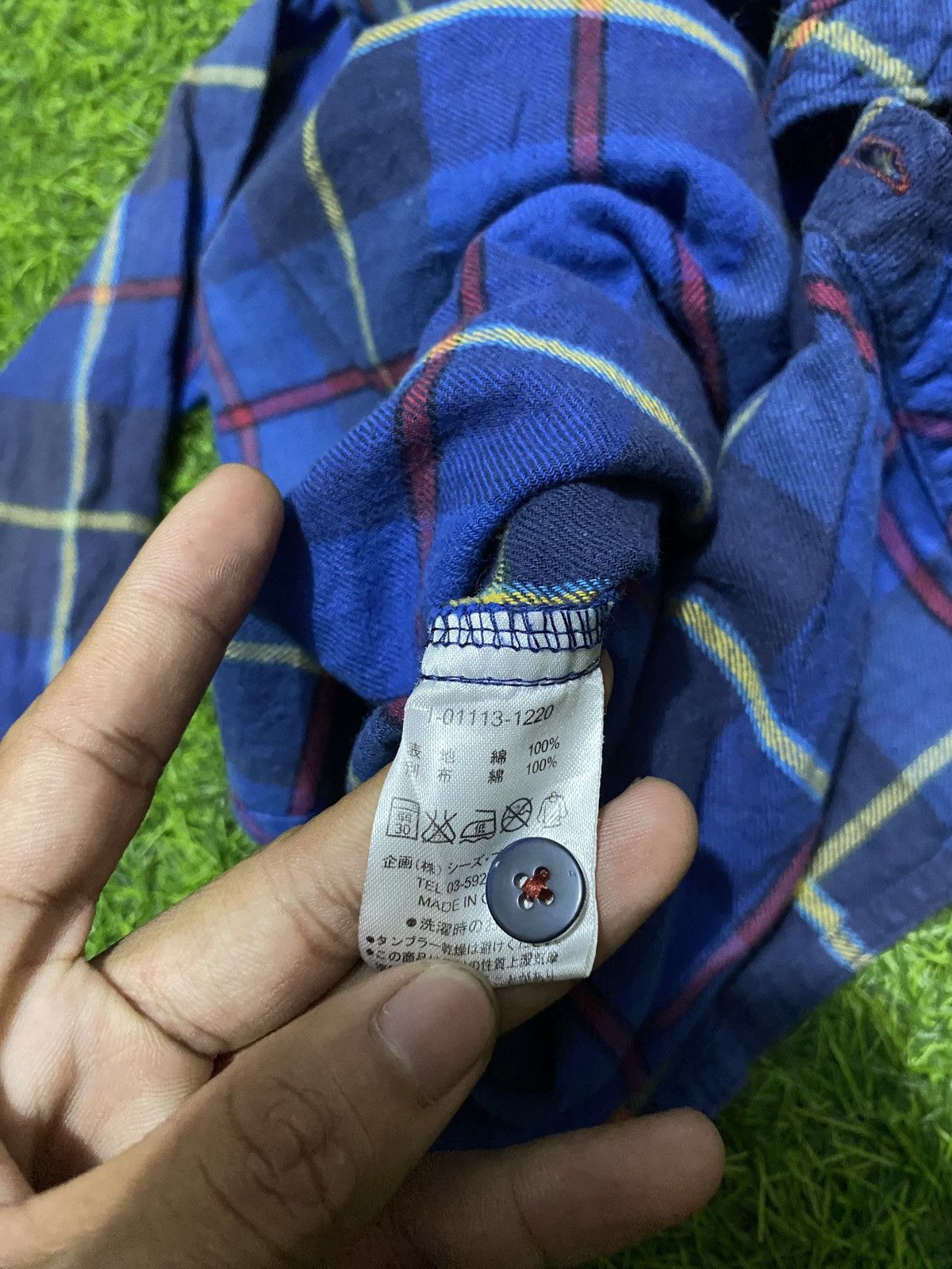 Japanese Brand Bundling take all drug stores Size US M / EU 48-50 / 2 - 5 Thumbnail