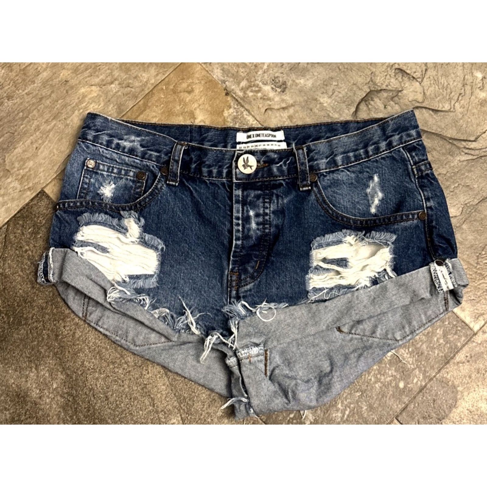 Vintage One X One Teaspoon Bandits Relaxed Fit Long Rise Button Fly Cuff Hem Short Sz 26 Size 26" / US 2 / IT 38 - 2 Thumbnail