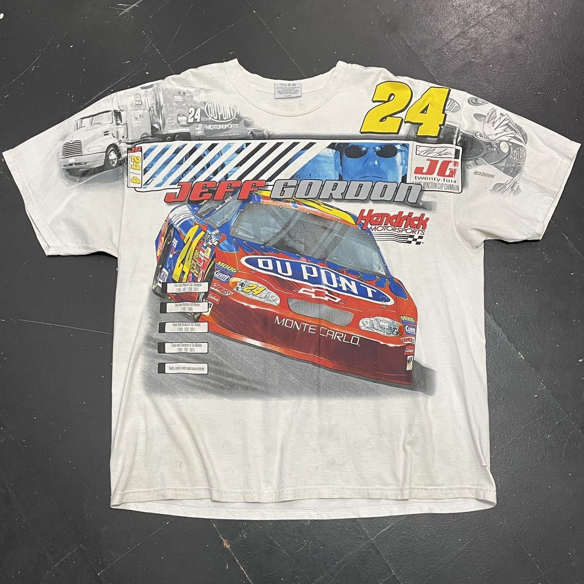 image of Chase Authentics x Nascar Jeff Gordon Nascar Aop Monte Carlo Racing Vintage Graphic in White (Size 