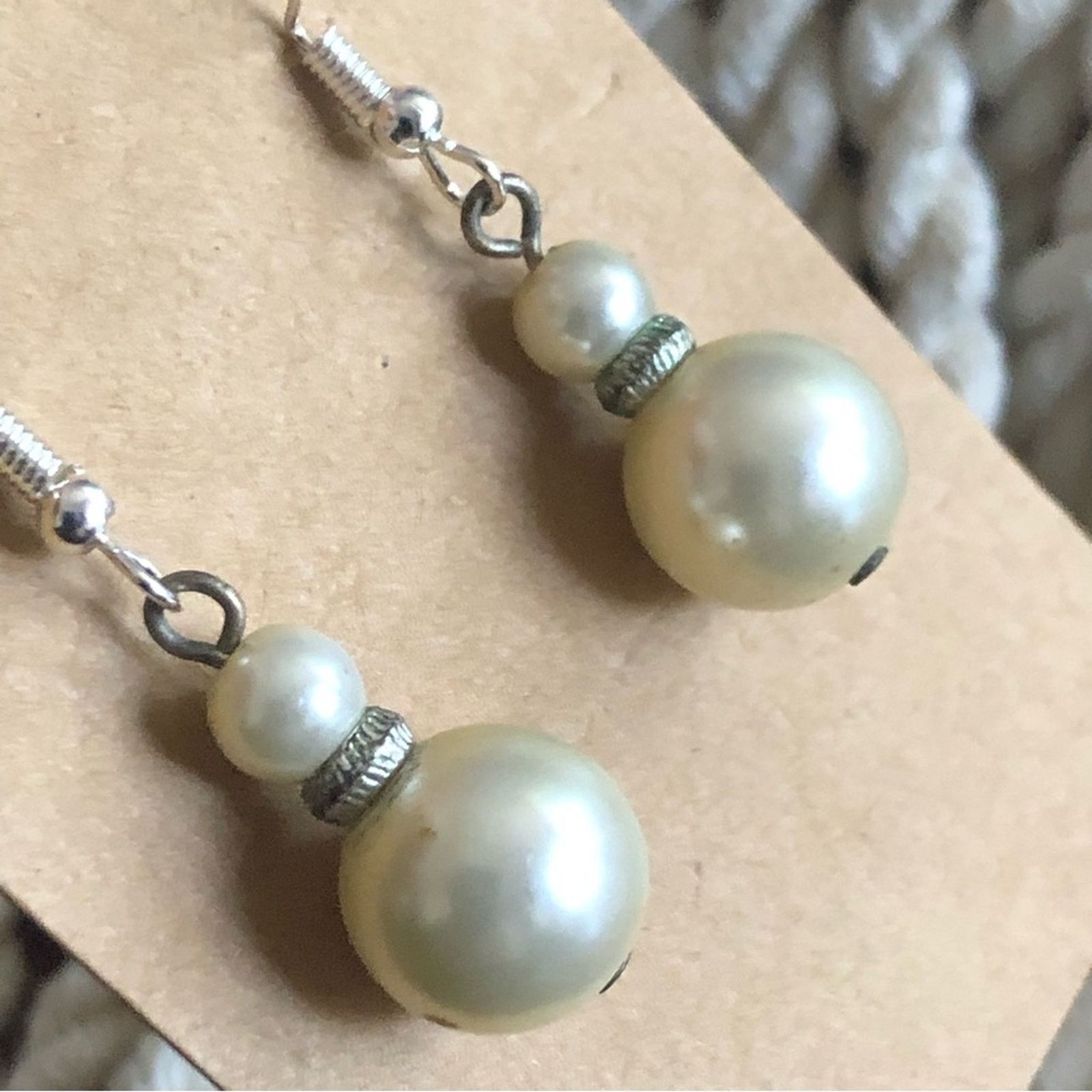 Vintage Vintage round white faux pearls dangle earrings Size ONE SIZE - 3 Thumbnail
