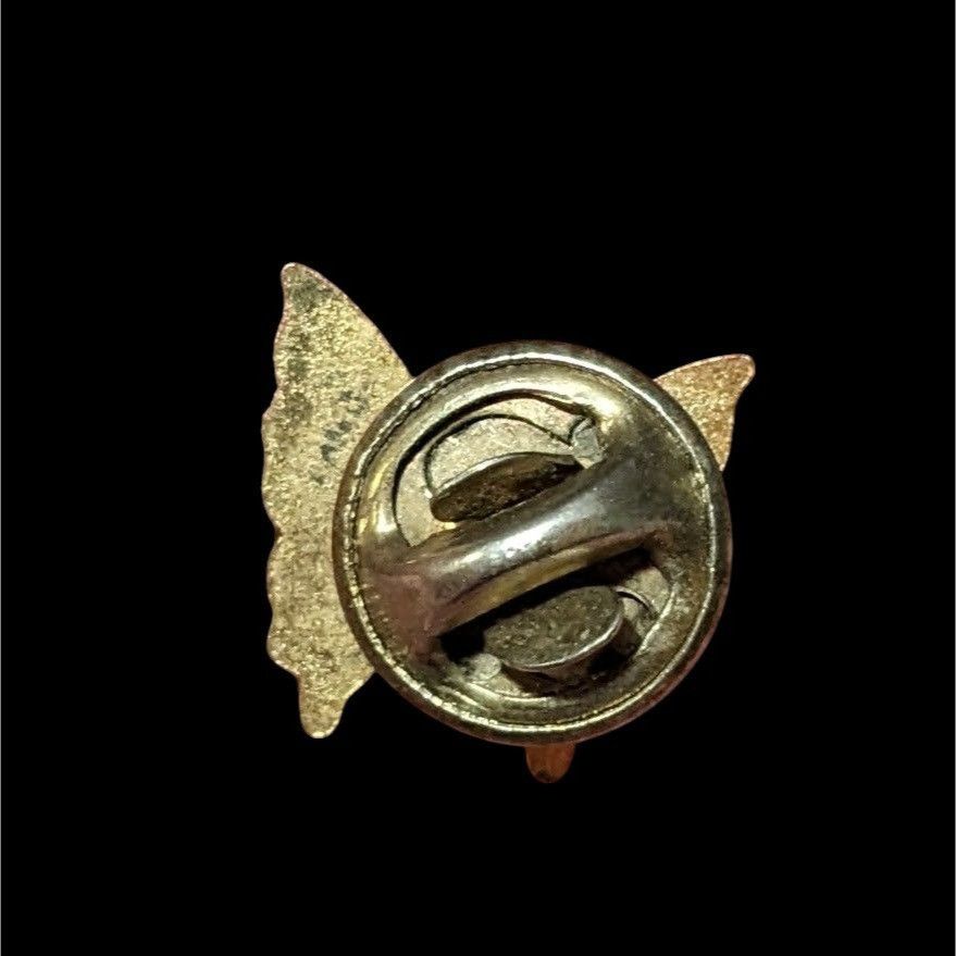 Other Vintage Minimalist Orange And Yellow Butterfly Lapel Pin Size ONE SIZE - 2 Thumbnail