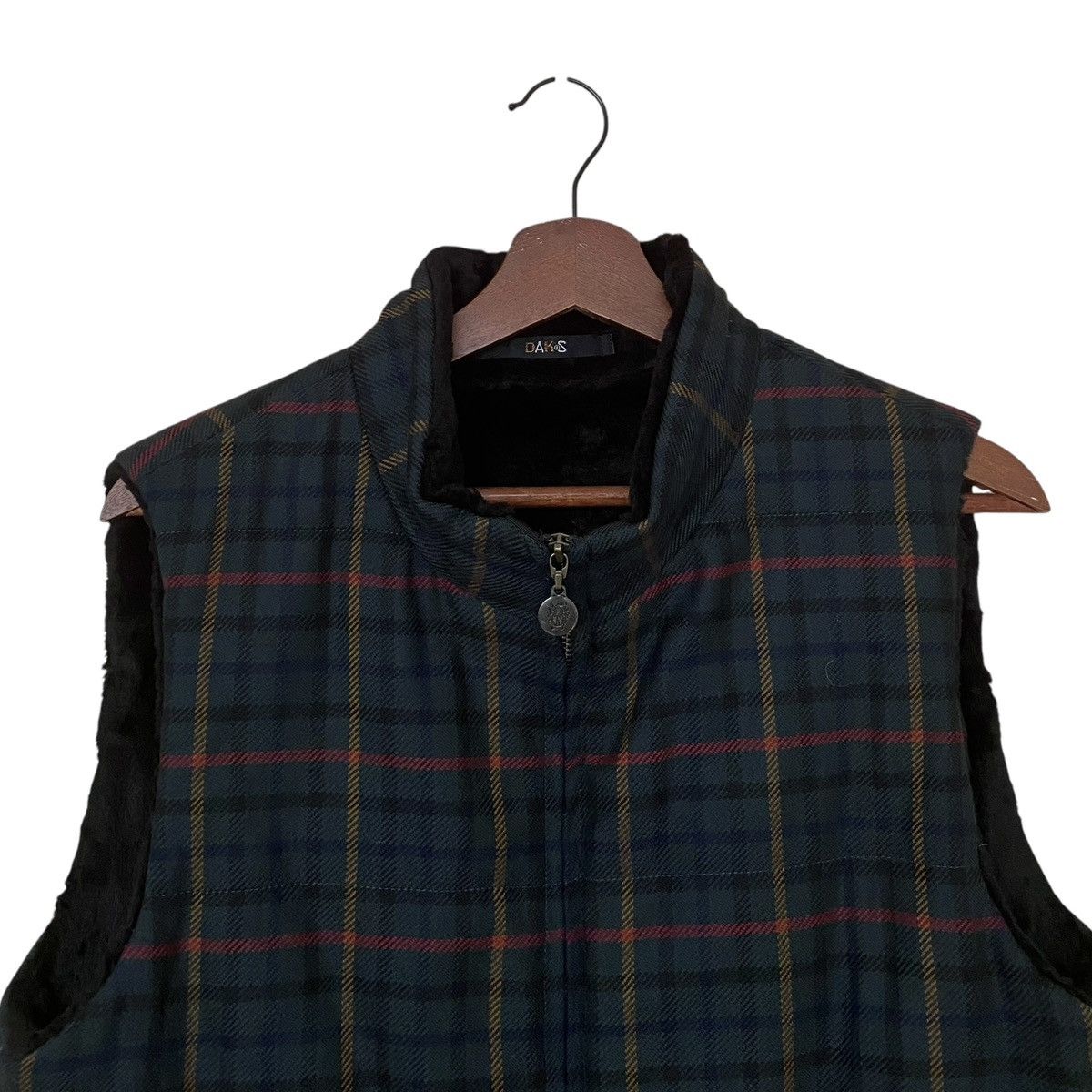 DAKS × Vintage Vintage Brand Daks London Fur Checkered Vest 1990s Size US M / EU 48-50 / 2 - 3 Thumbnail