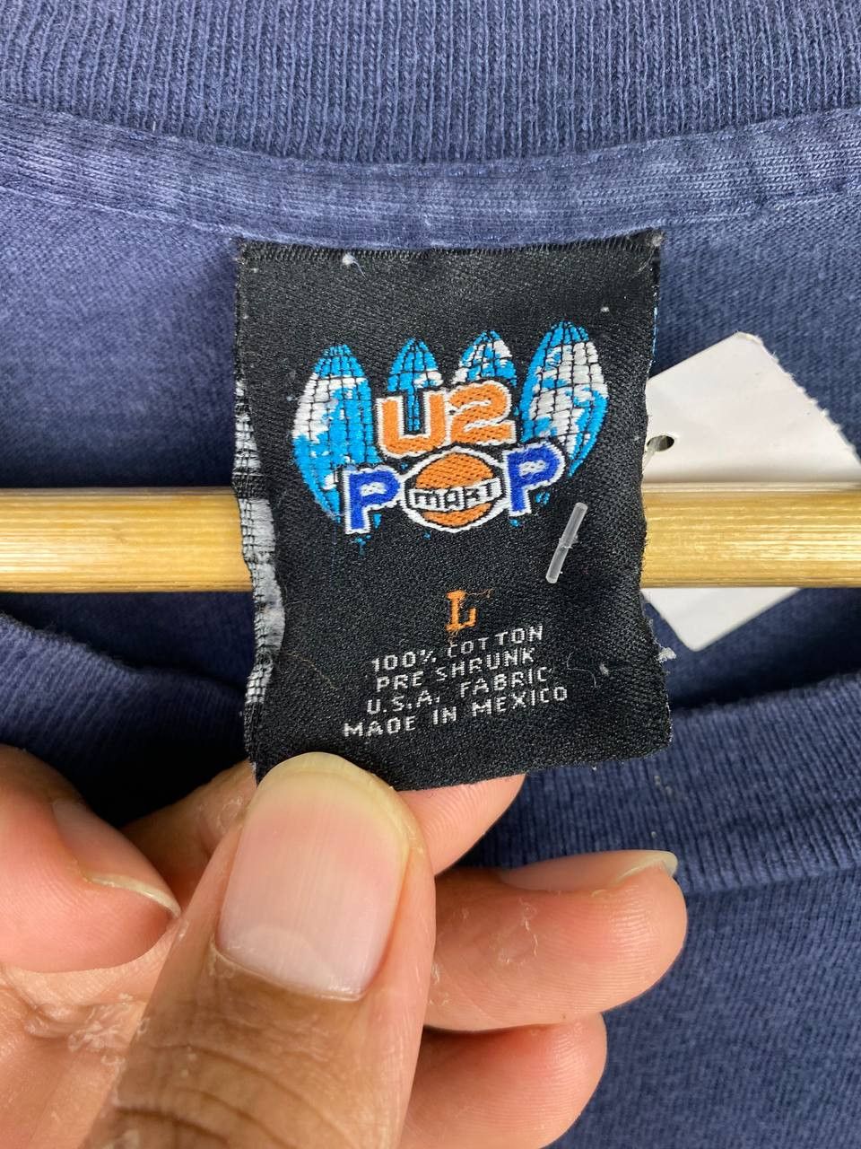 Band Tees vintage u2 pop band tee nice design Size US L / EU 52-54 / 3 - 4 Thumbnail