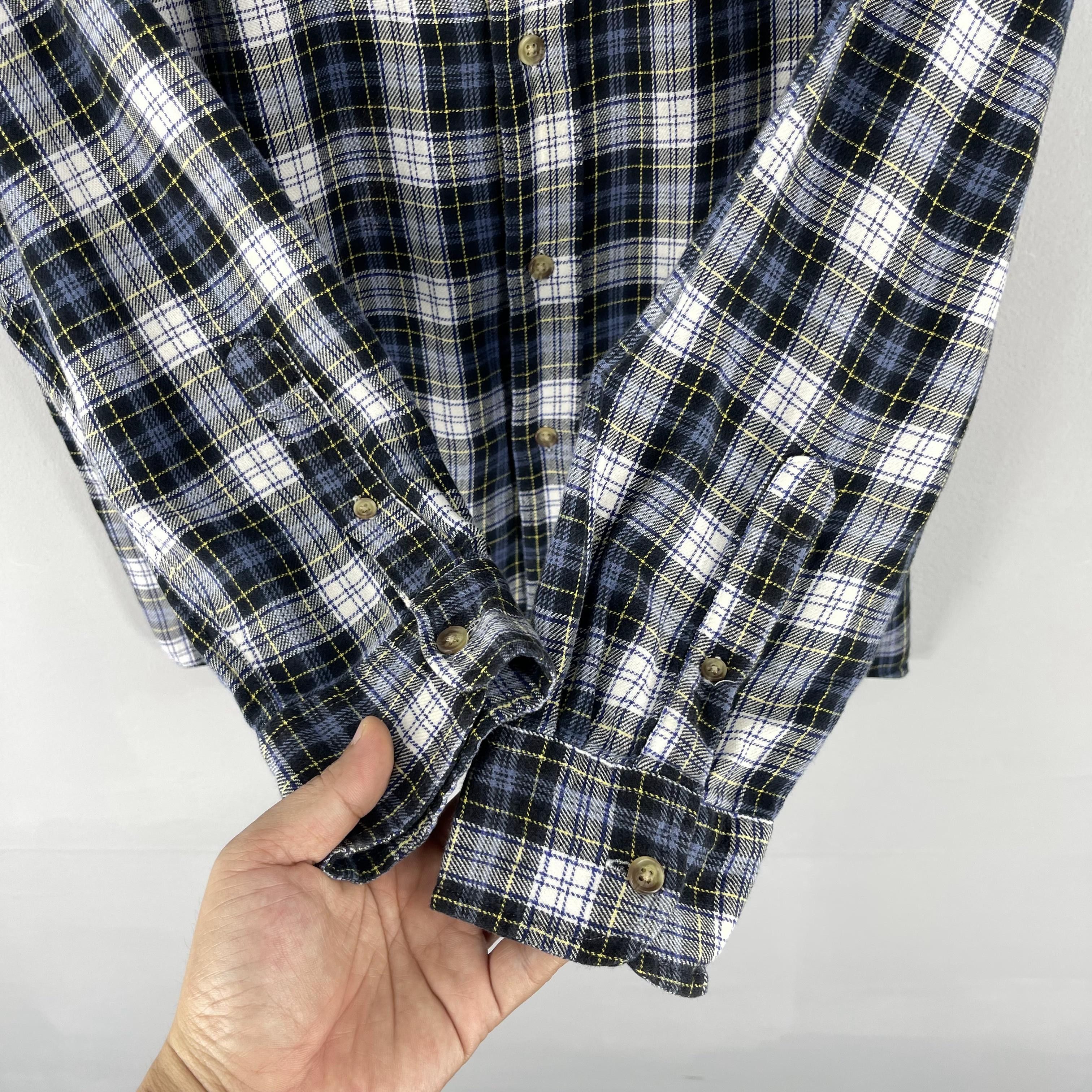 Flannel Vintage CHAPS Checkered Tartan Blue Distressed Flannel Size US L / EU 52-54 / 3 - 6 Thumbnail