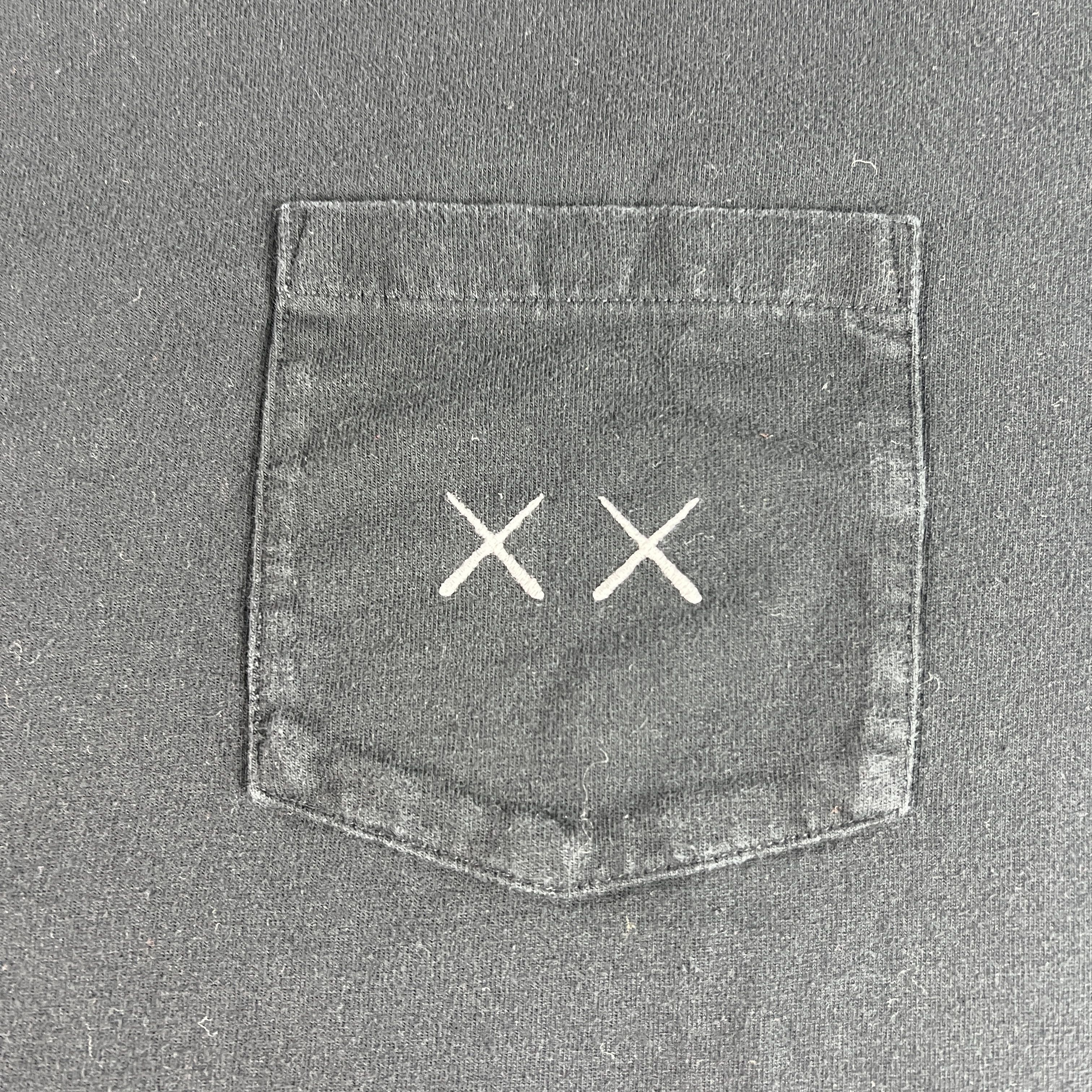 Kaws × Uniqlo Uniqlo Kaws Sesame Street Shirt Black Faded Pocket Tee Size US L / EU 52-54 / 3 - 2 Thumbnail
