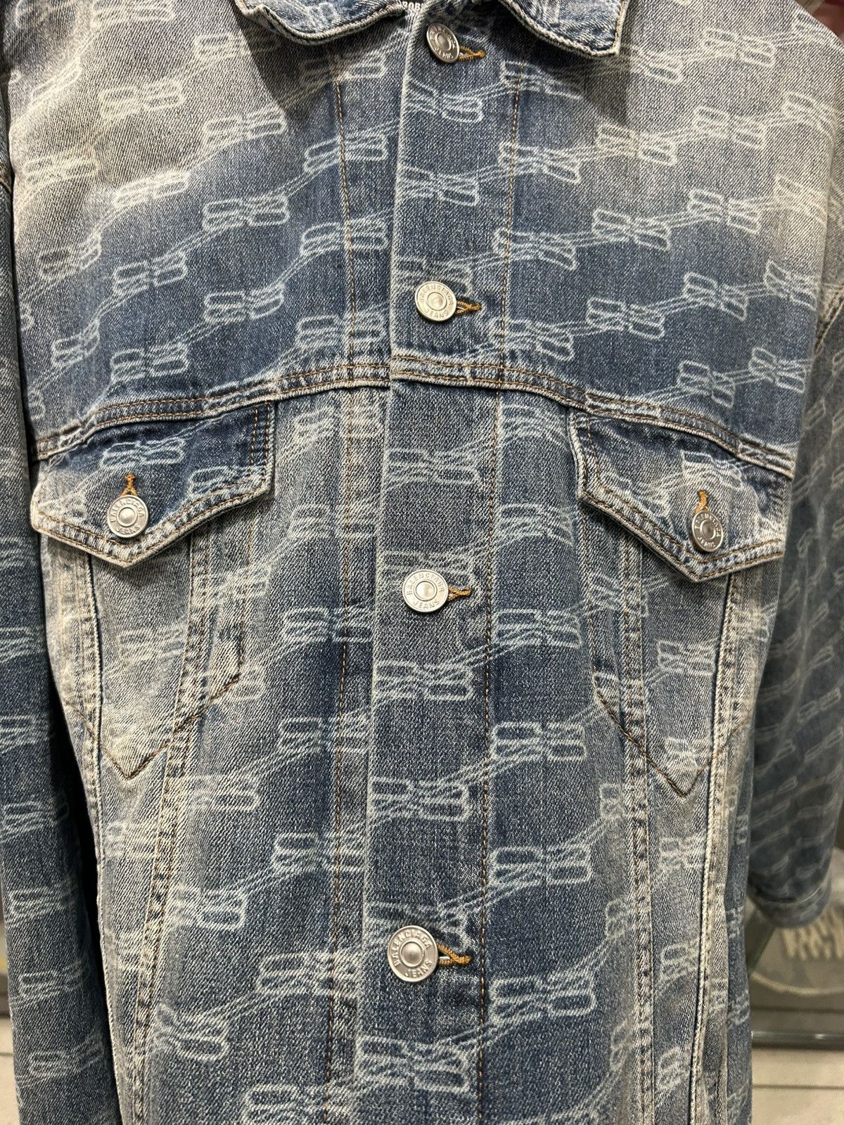 Balenciaga Balenciaga BB All over Denim Jacket Size US S / EU 44-46 / 1 - 2 Thumbnail