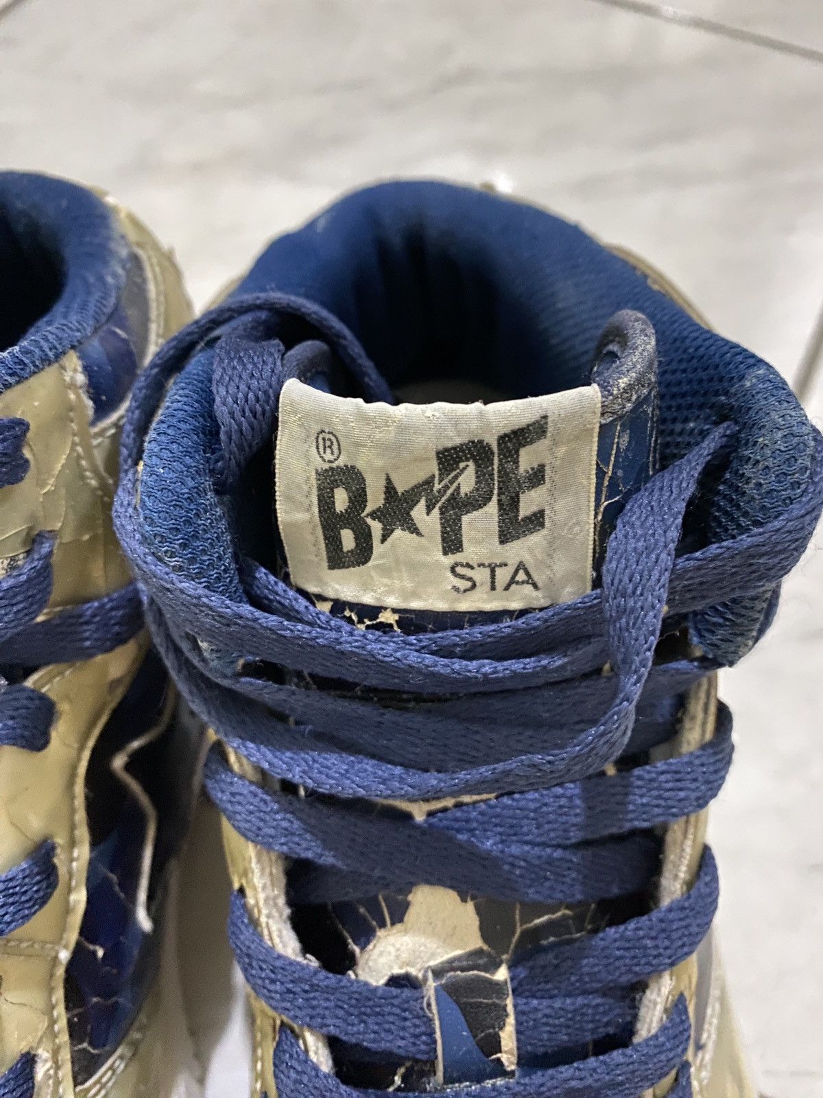 Bape Bapesta Hi Size US 8.5 / EU 41-42 - 2 Thumbnail