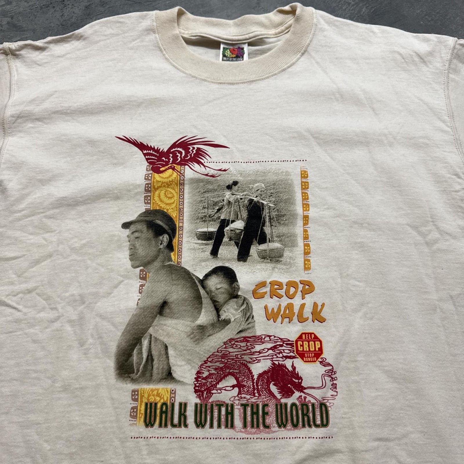 Vintage Vintage 90s Crop Walk Stop Hunger Graphic T-Shirt Size US XL / EU 56 / 4 - 2 Thumbnail