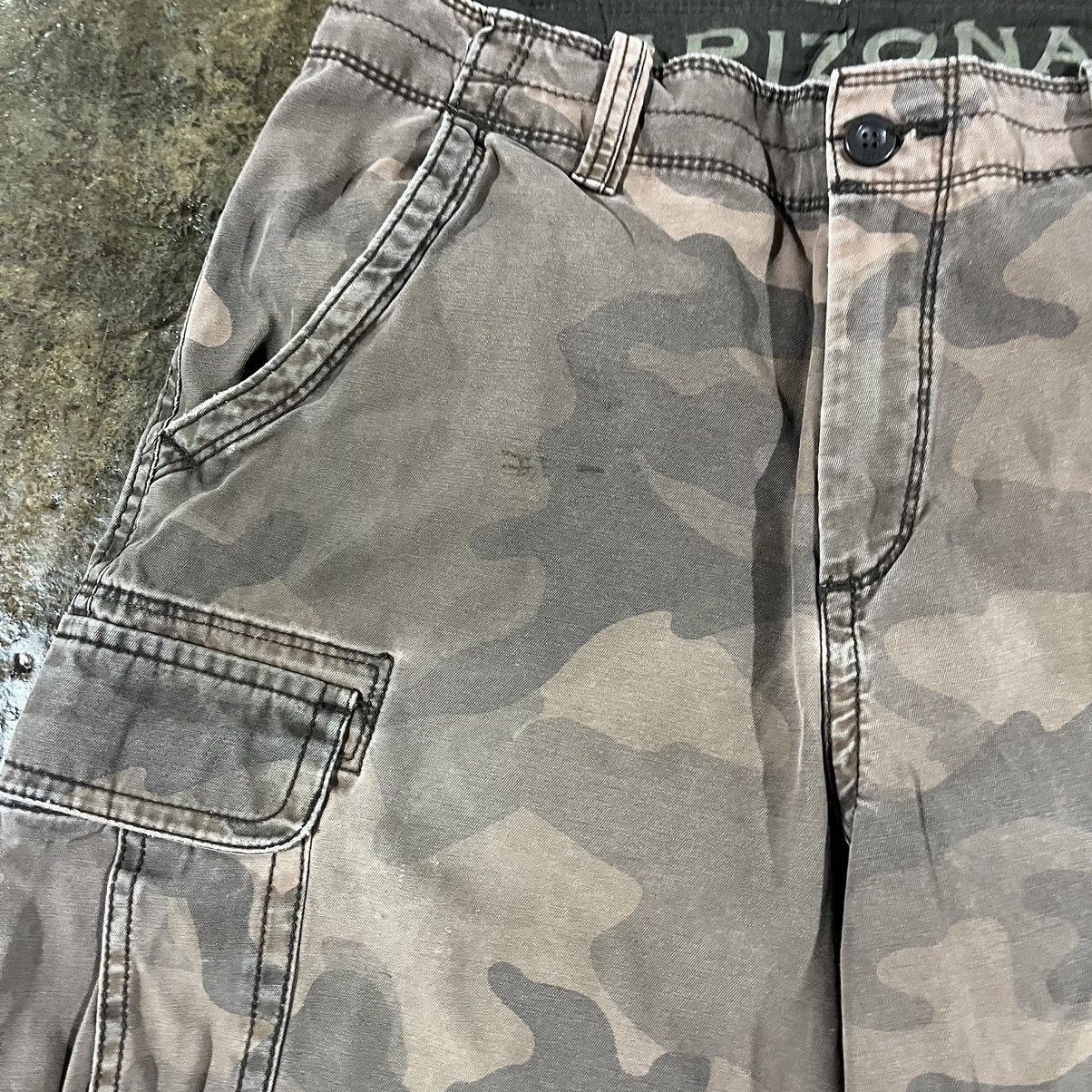 Vintage Crazy Vintage Y2K Baggy Brown Camo Cargo Shorts JNCO Skater Size US 32 / EU 48 - 5 Thumbnail