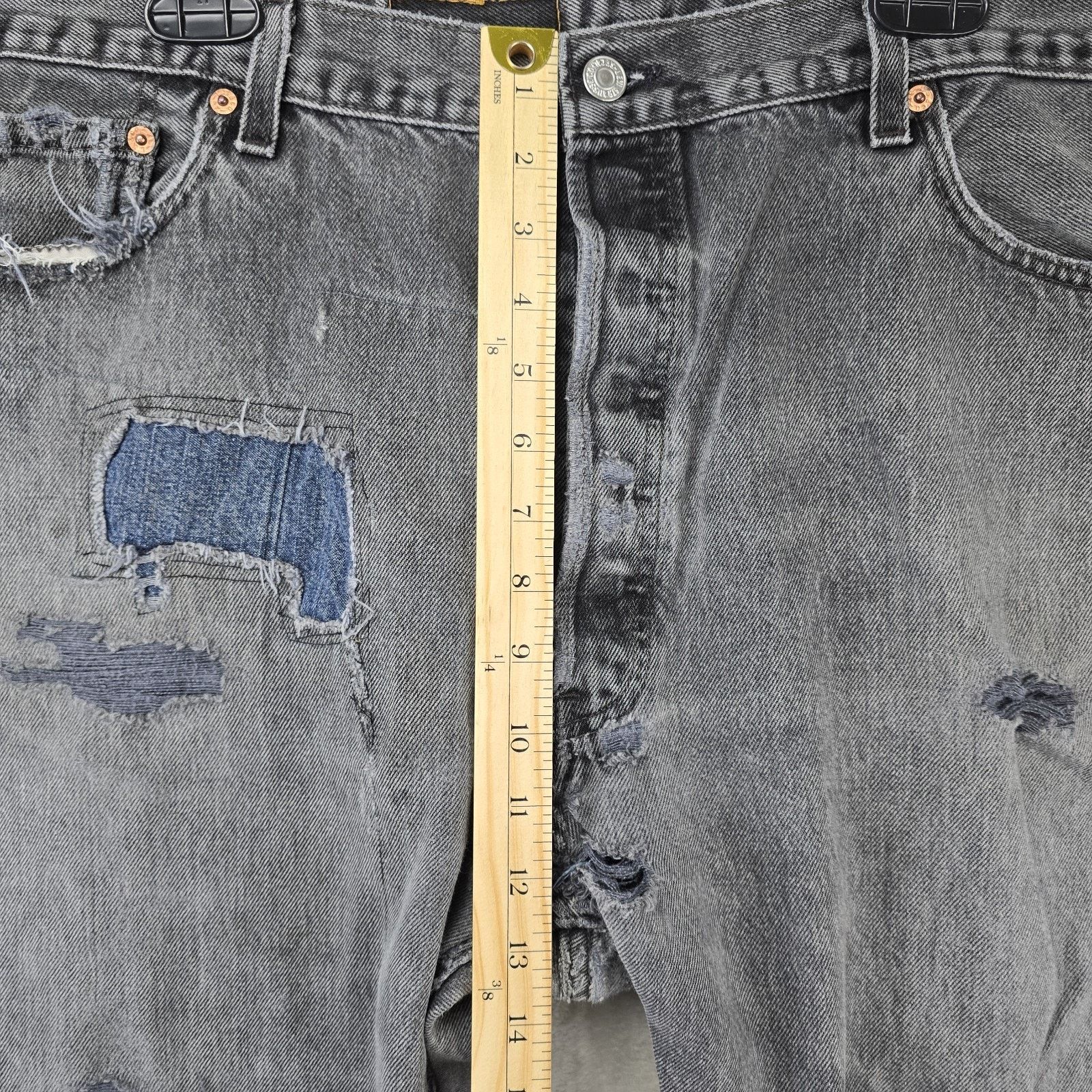 Levi's Vintage Levis 501 Jeans 42x30 Fits 39x28 Thrashed Distressed Size US 39 - 17 Thumbnail
