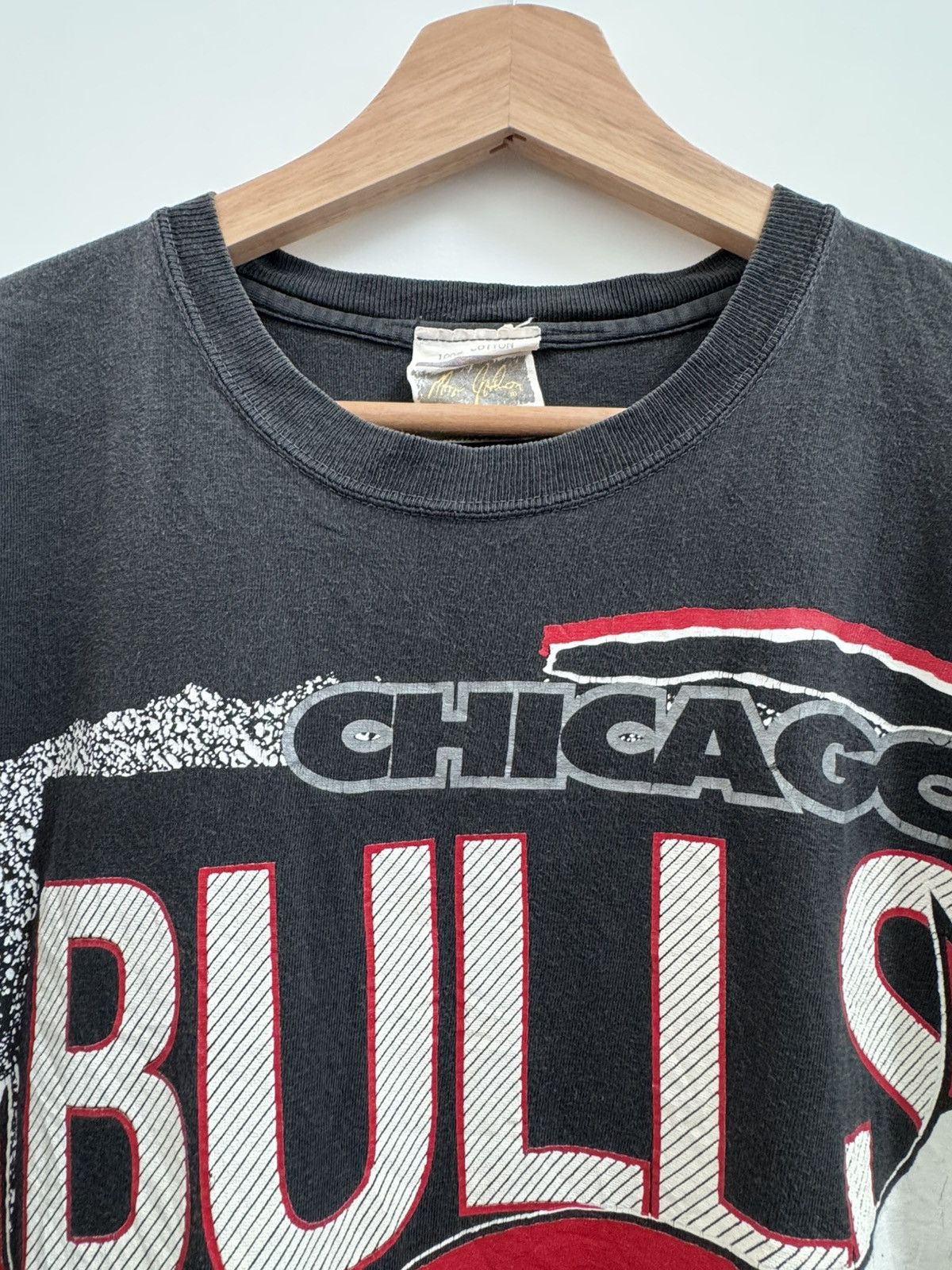 NBA Vintage 1992 Chicago Bulls Magic Johnson T-Shirt Size US L / EU 52-54 / 3 - 2 Thumbnail