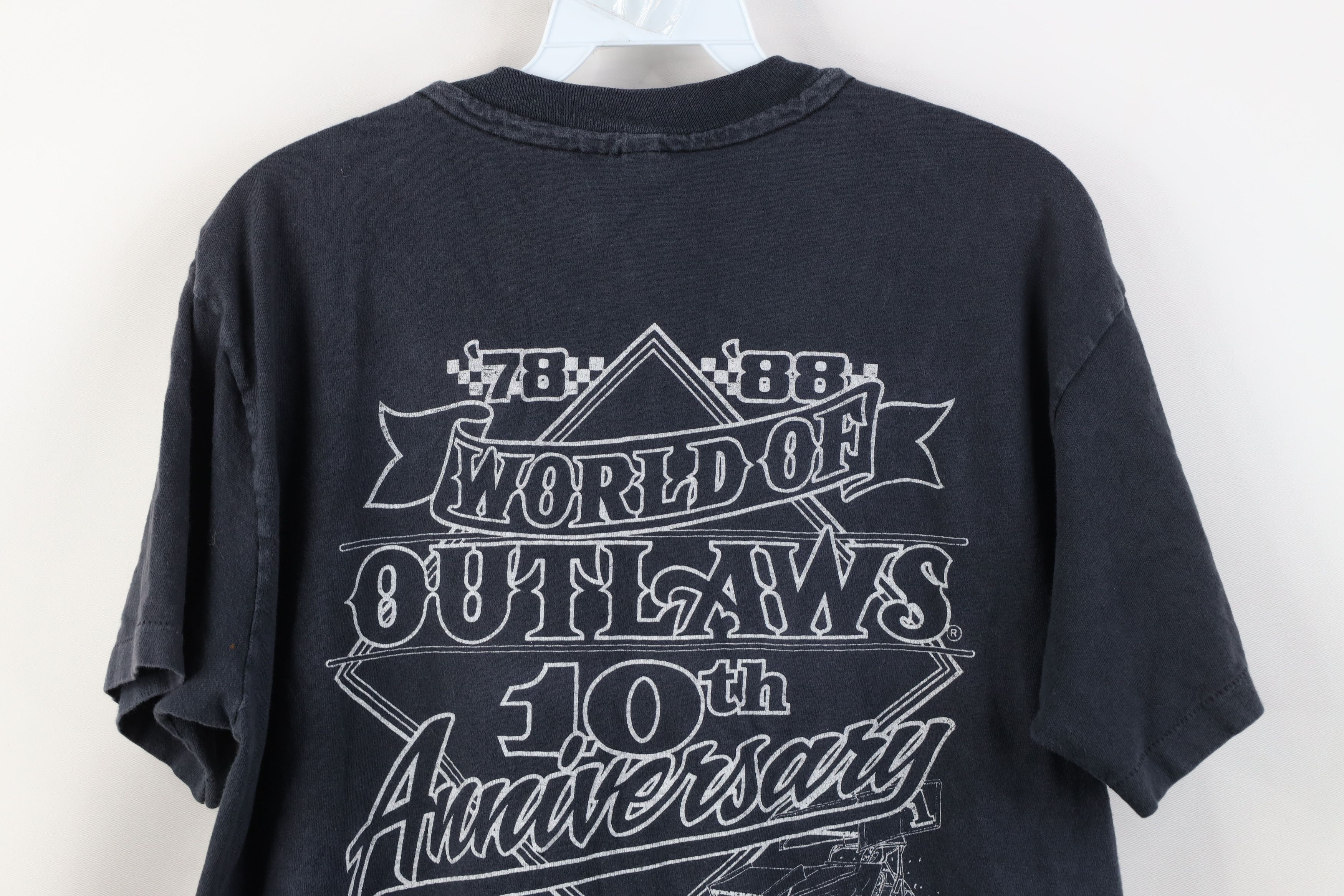 Vintage Vintage 80s 1988 World of Outlaws Car Racing T-Shirt USA Size US L / EU 52-54 / 3 - 15 Thumbnail