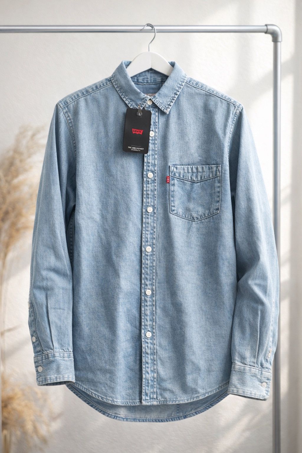 Levi's Levi’s One Pocket Denim Button Up Shirt Light Blue Size US S / EU 44-46 / 1 - 3 Thumbnail